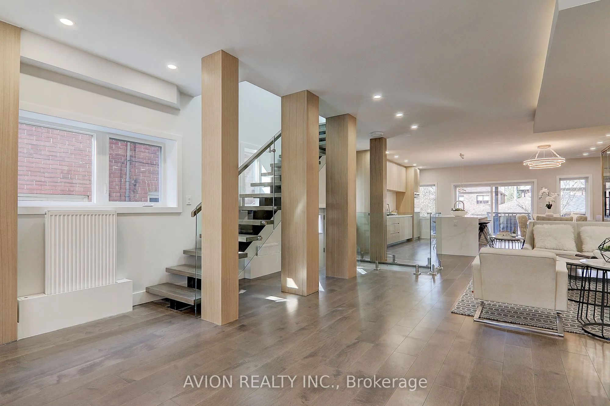 46 Braemar Avenue