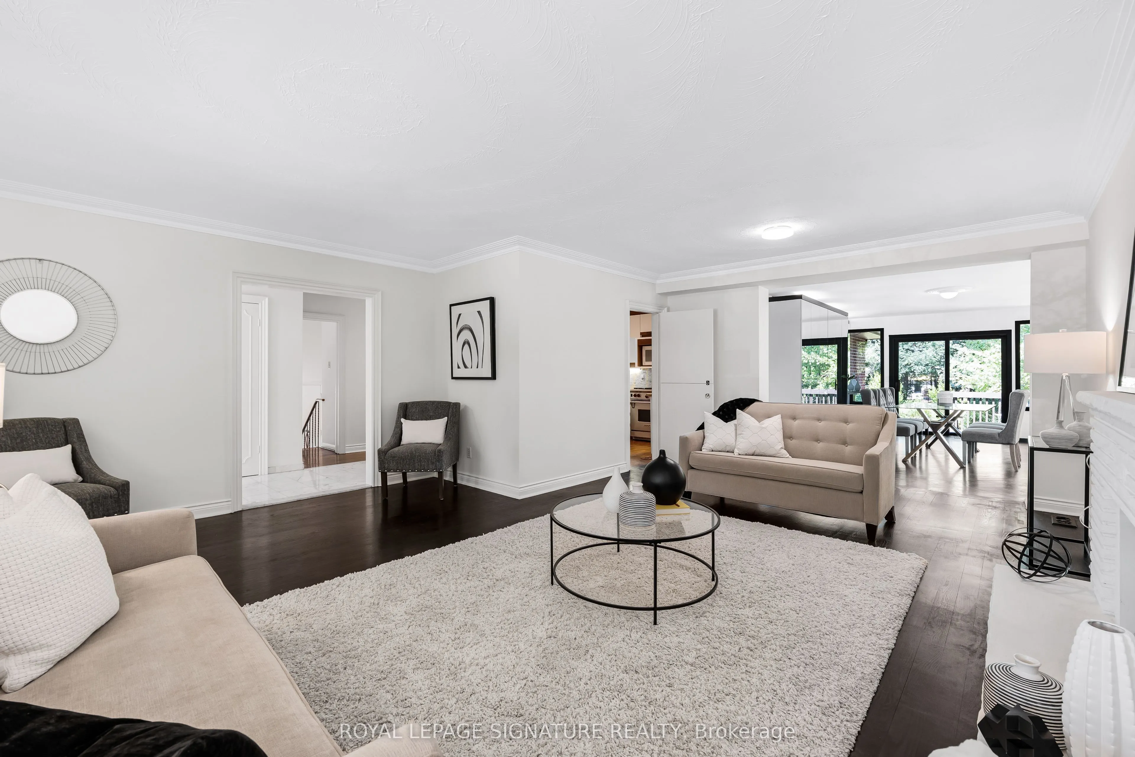 24 Ealing Drive