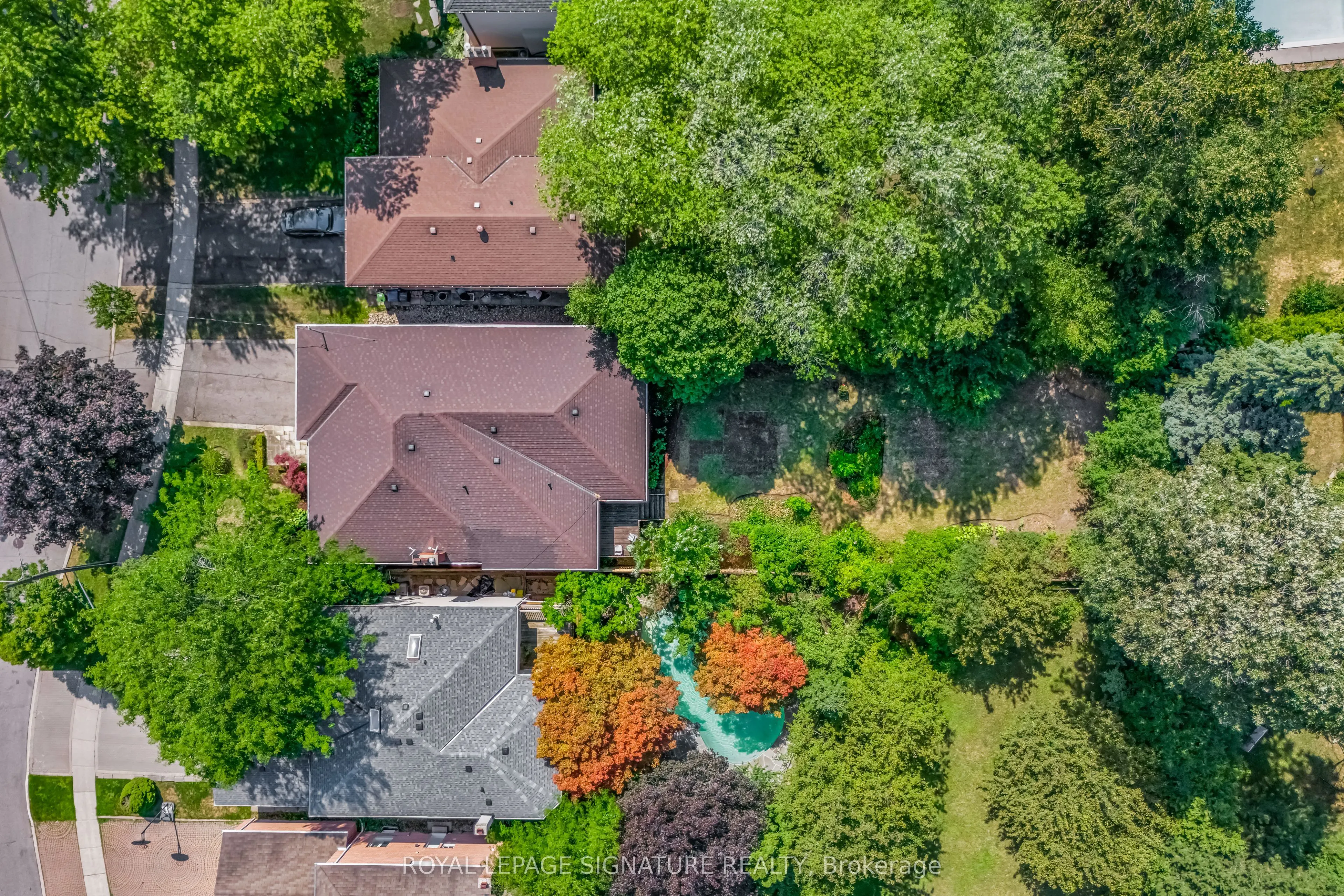 24 Ealing Drive