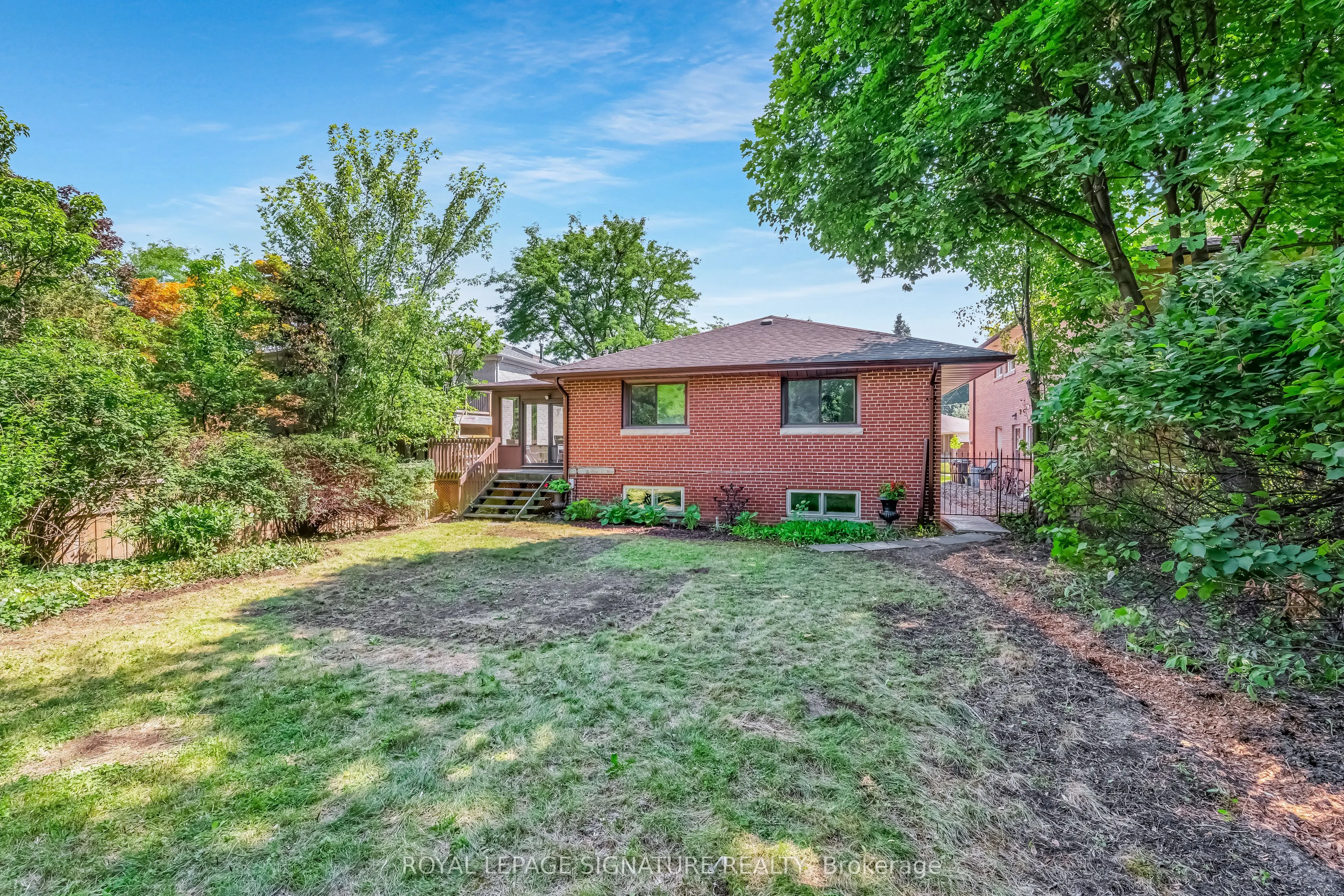 24 Ealing Drive