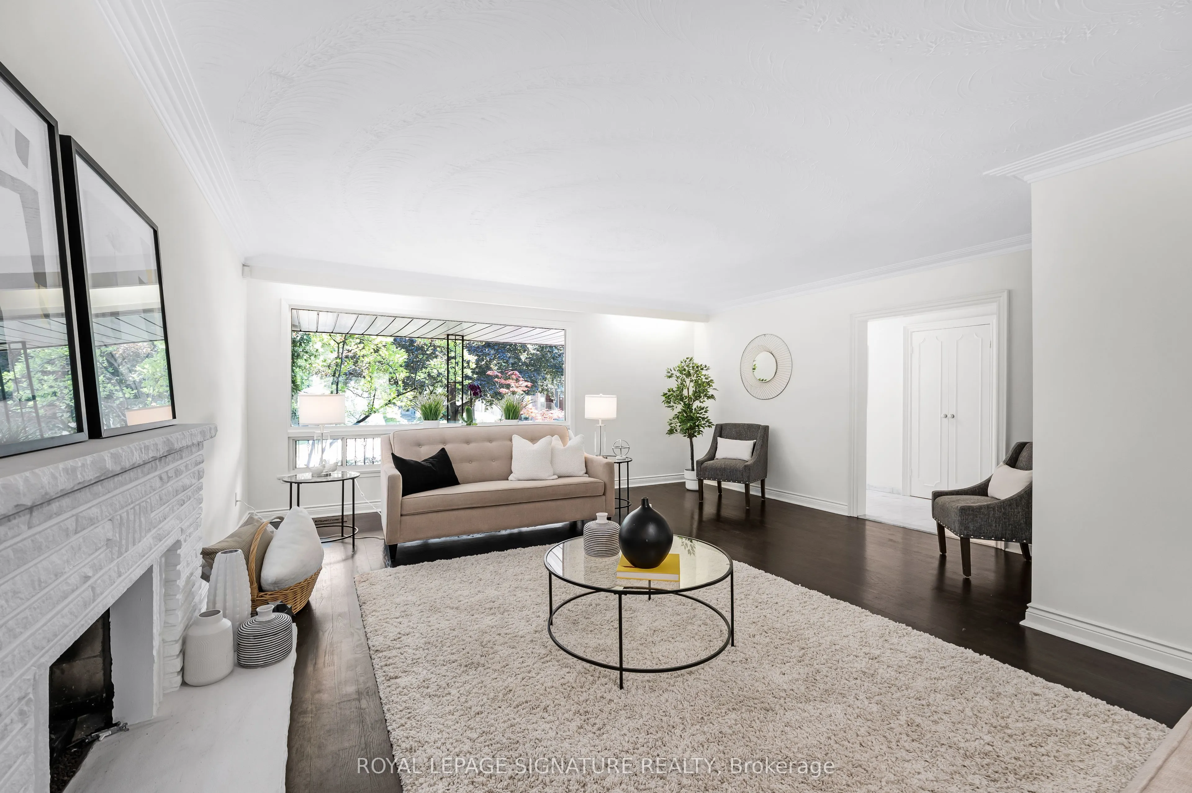 24 Ealing Drive