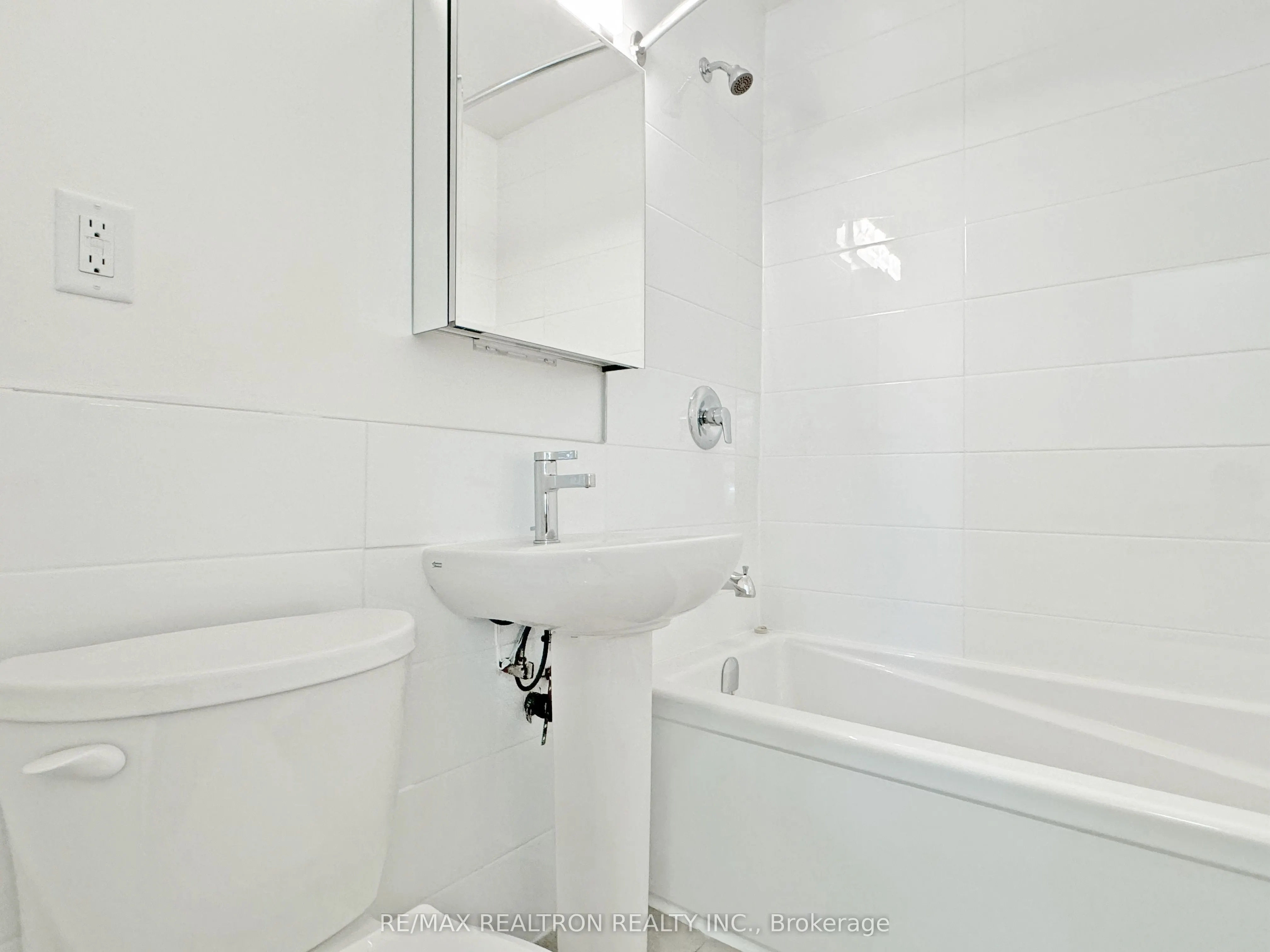 1545 Bathurst Street, #509