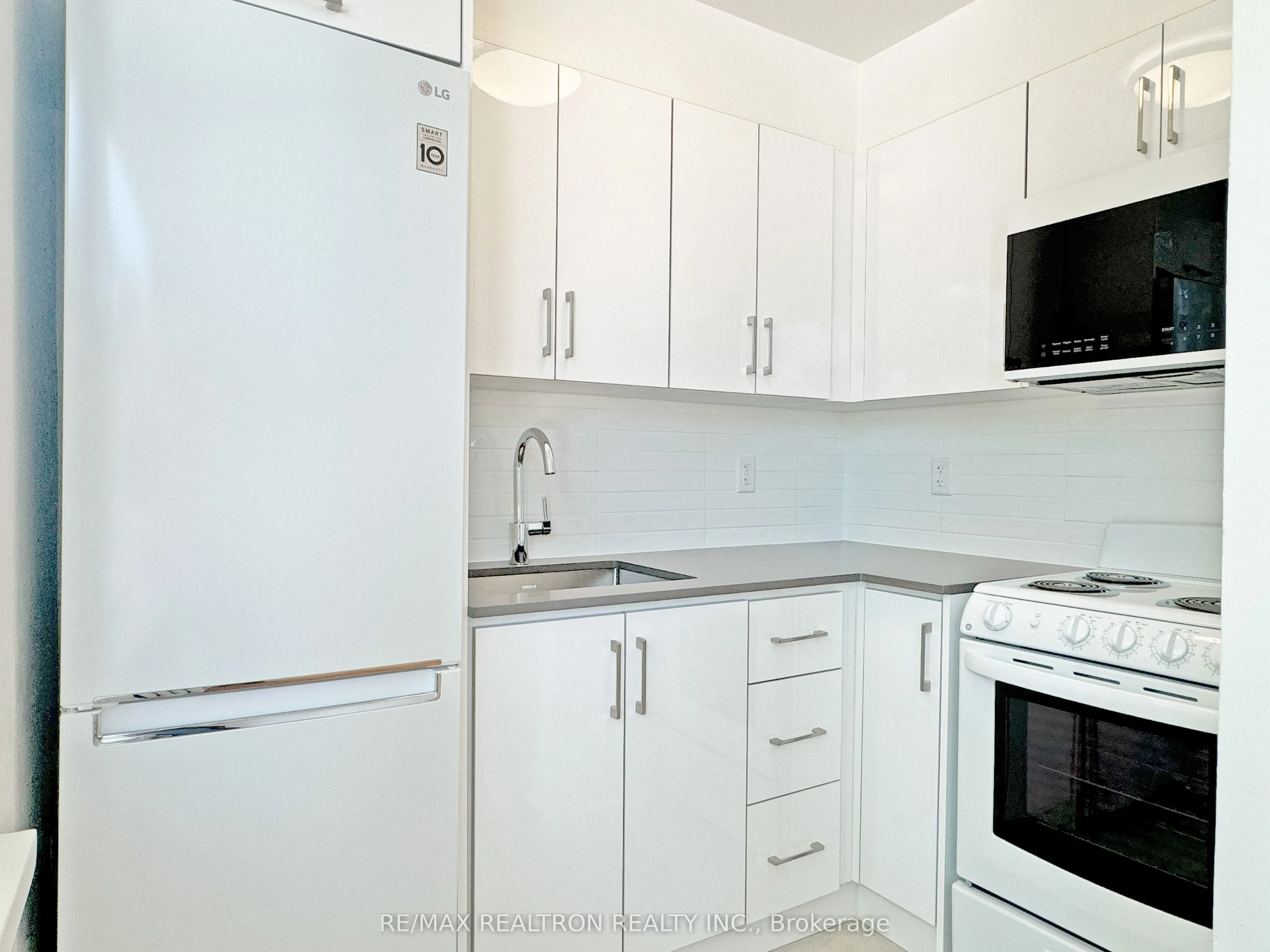 1545 Bathurst Street, #509