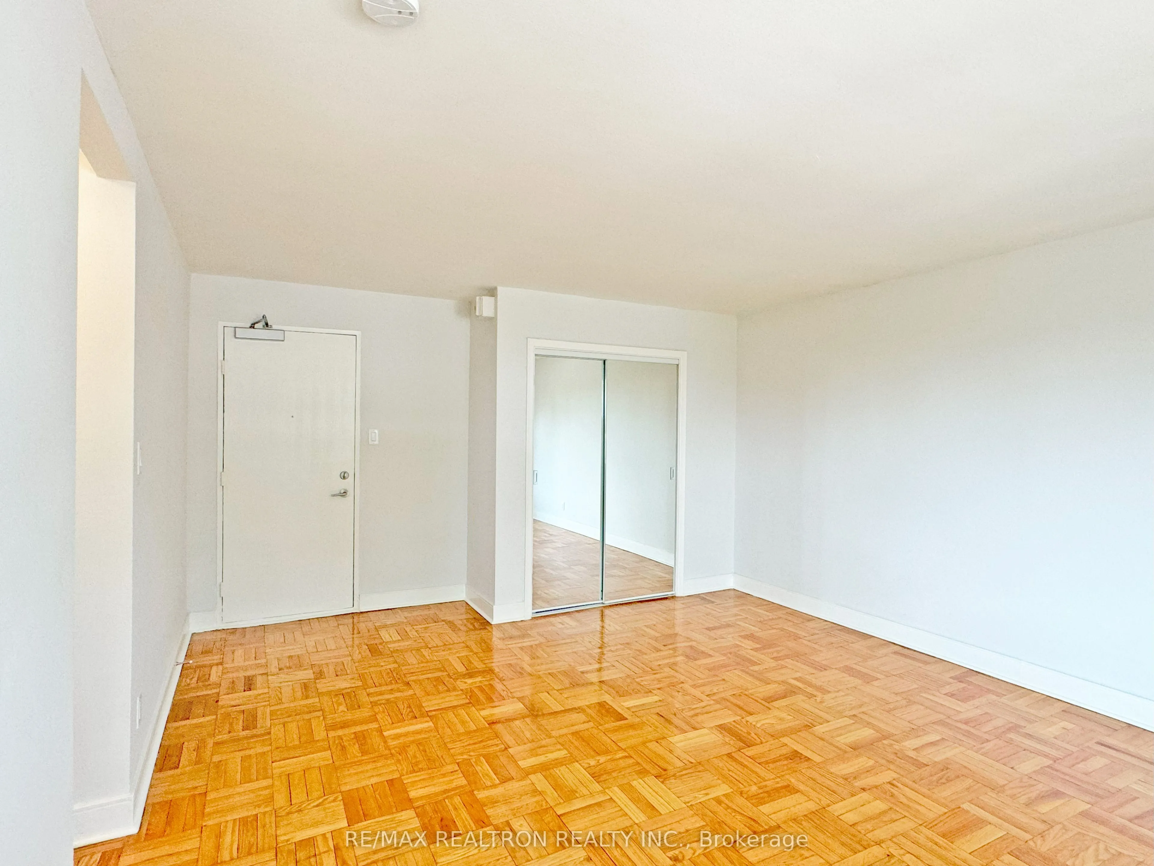 1545 Bathurst Street, #509