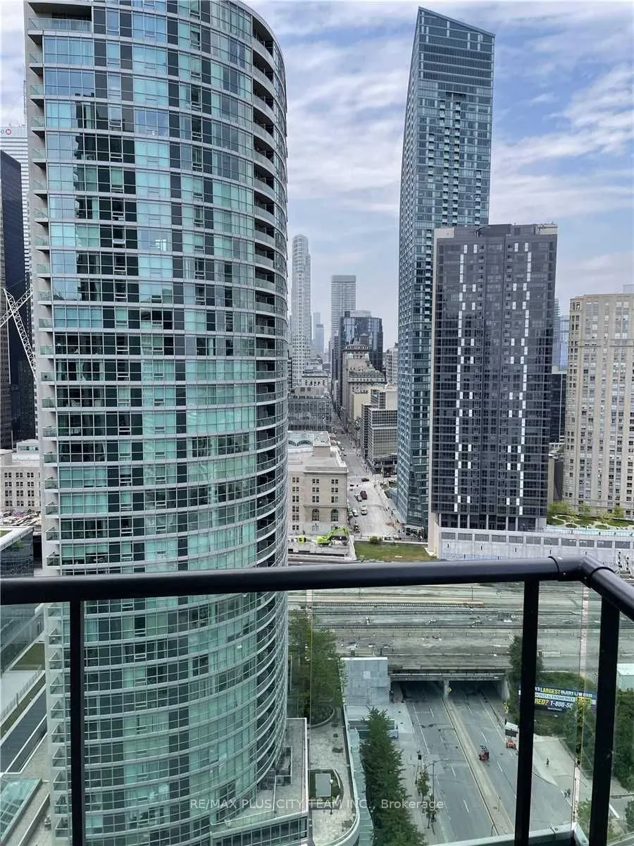16 Yonge Street, #2605