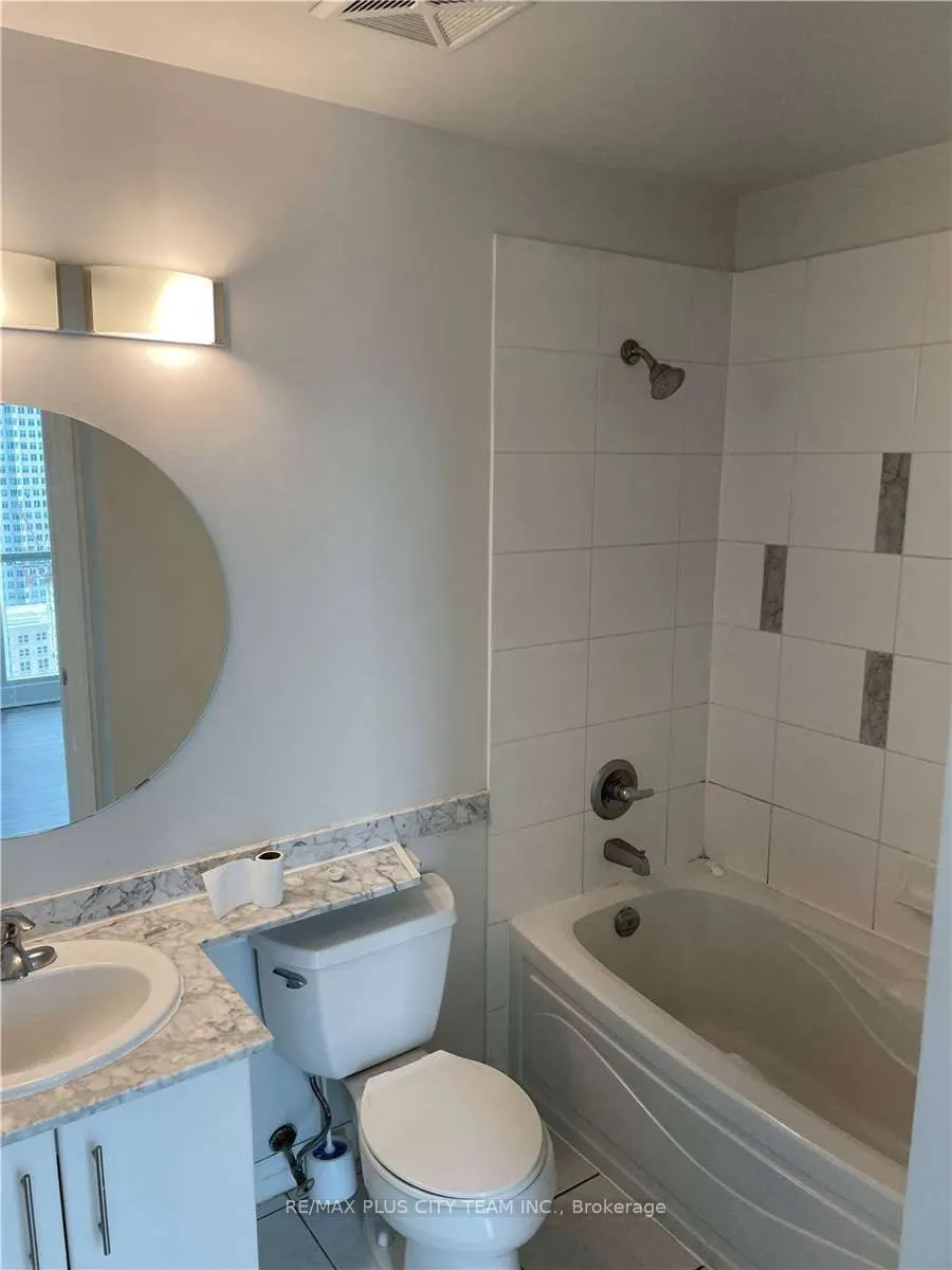 16 Yonge Street, #2605