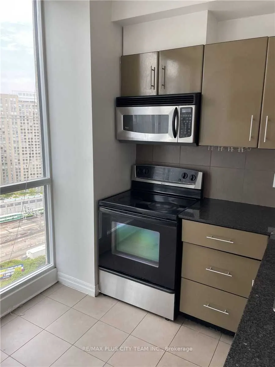 16 Yonge Street, #2605
