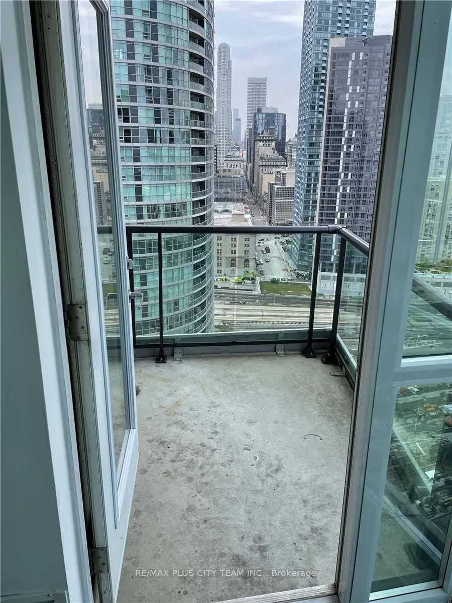 16 Yonge Street, #2605