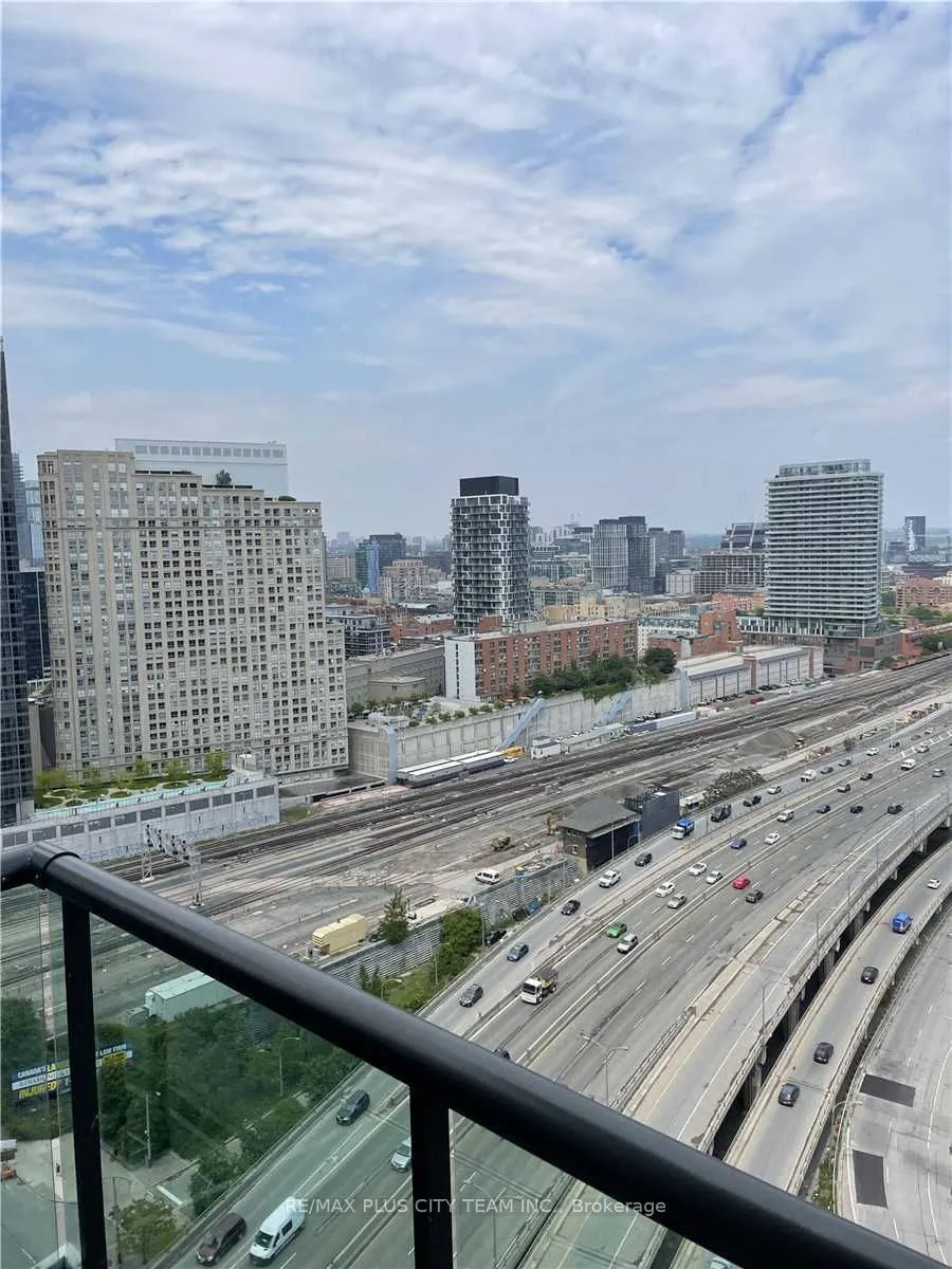 16 Yonge Street, #2605