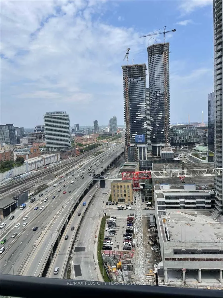 16 Yonge Street, #2605