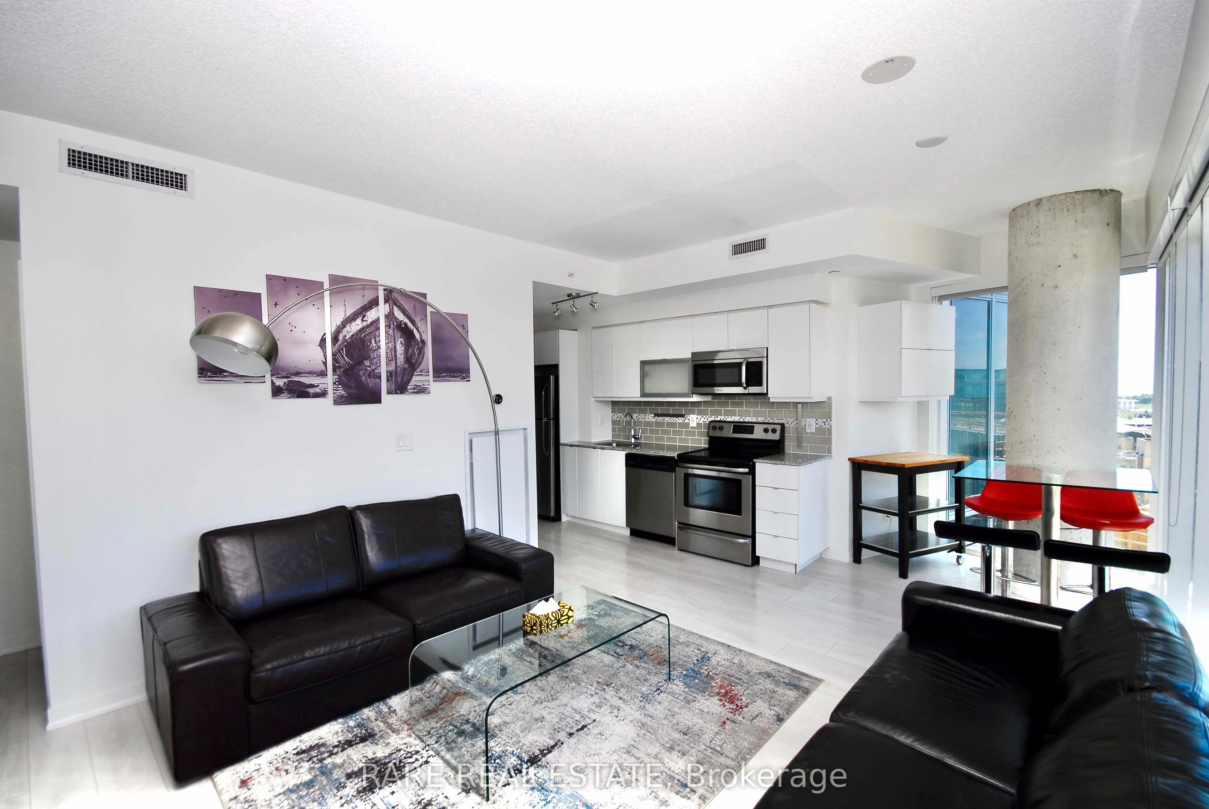 150 East Liberty Street, #1112