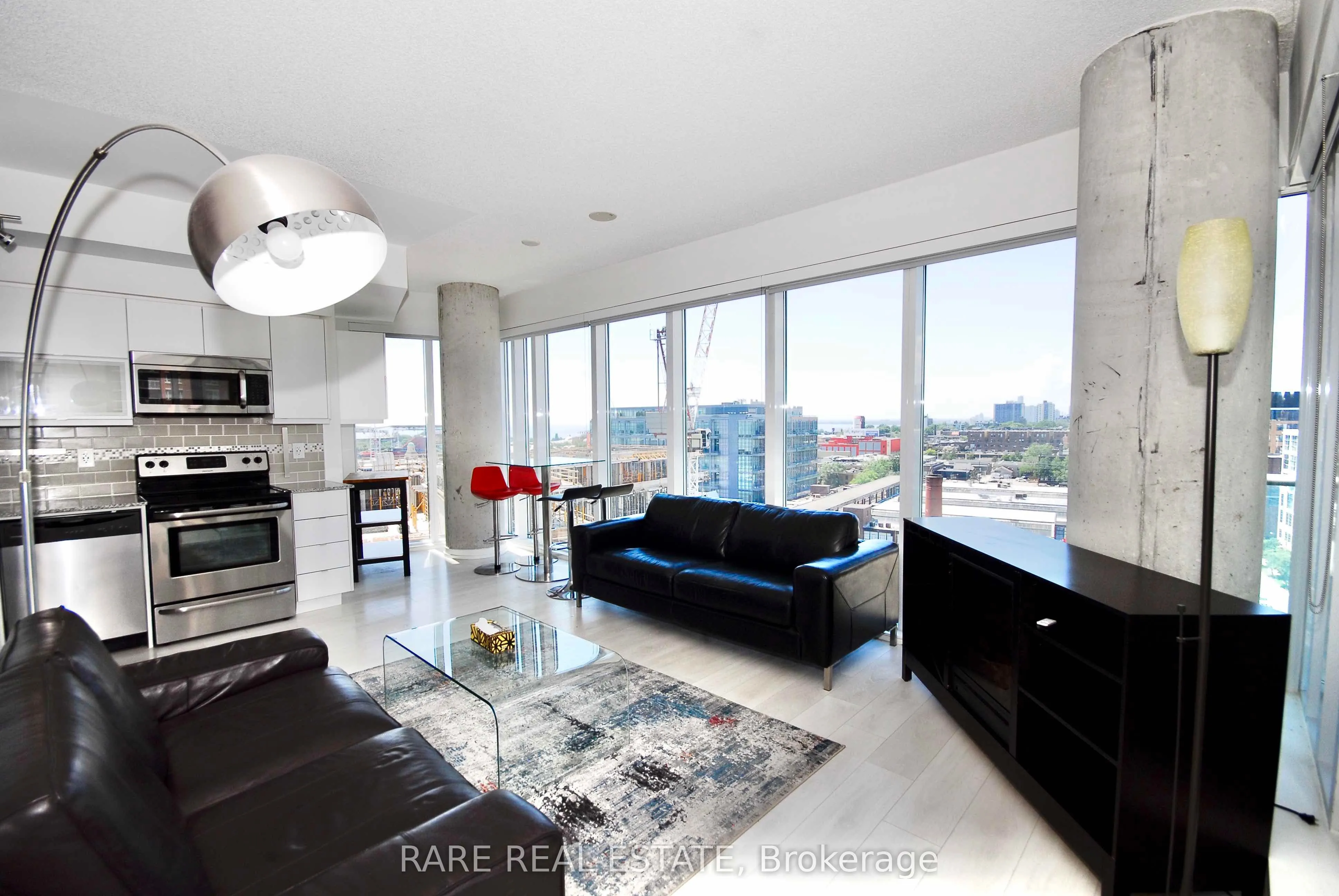 150 East Liberty Street, #1112