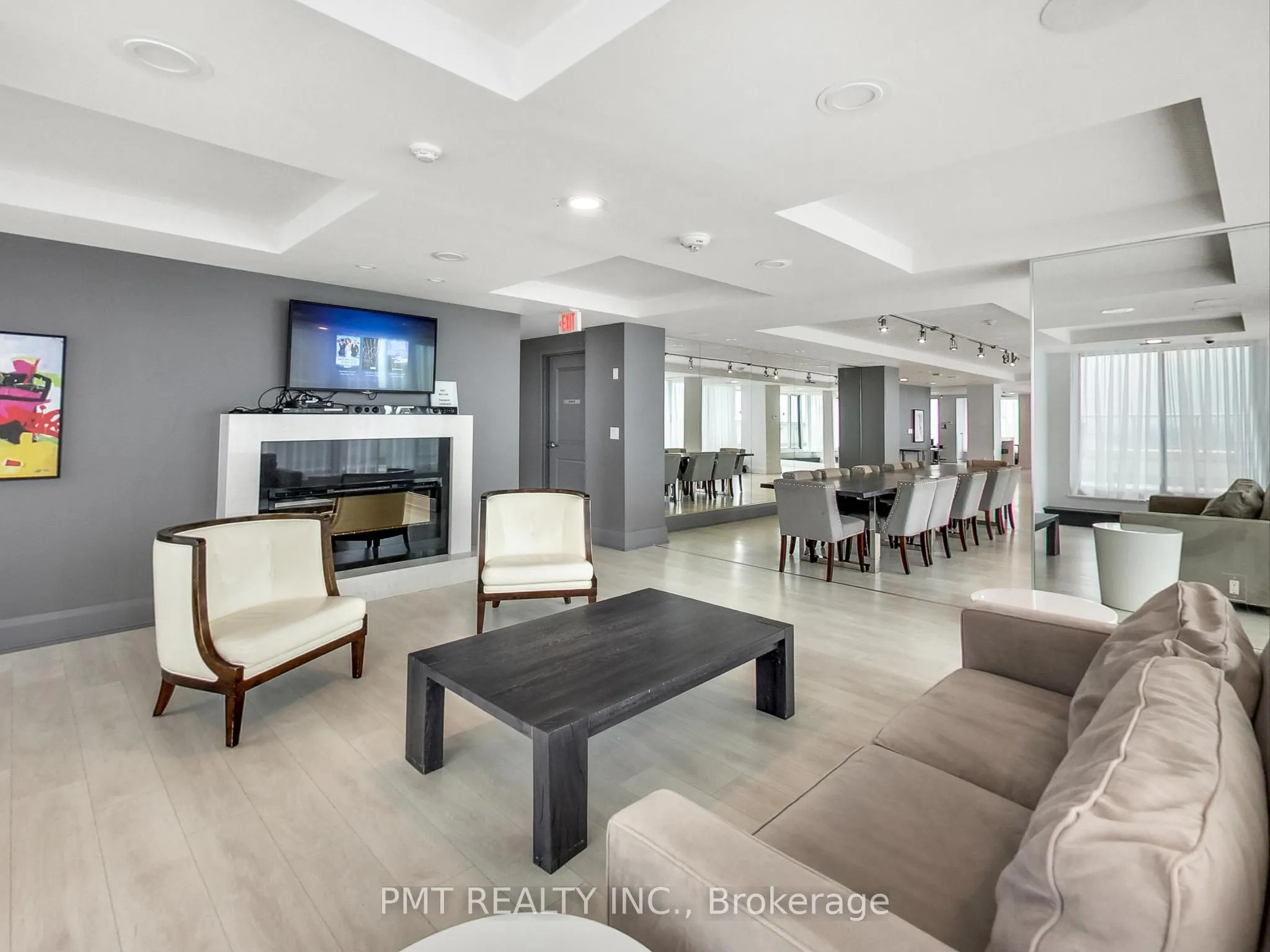 125 Western Battery Road, #209