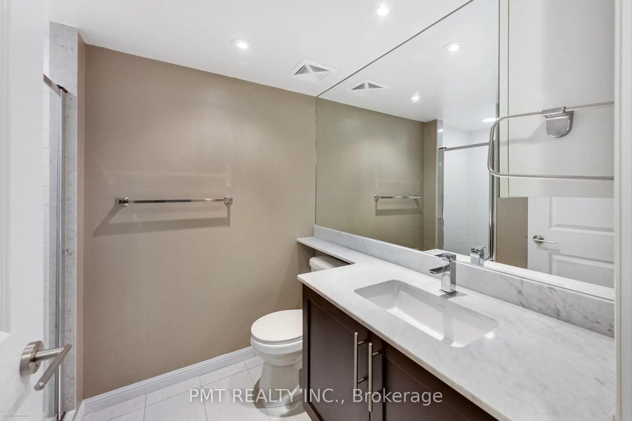 125 Western Battery Road, #209