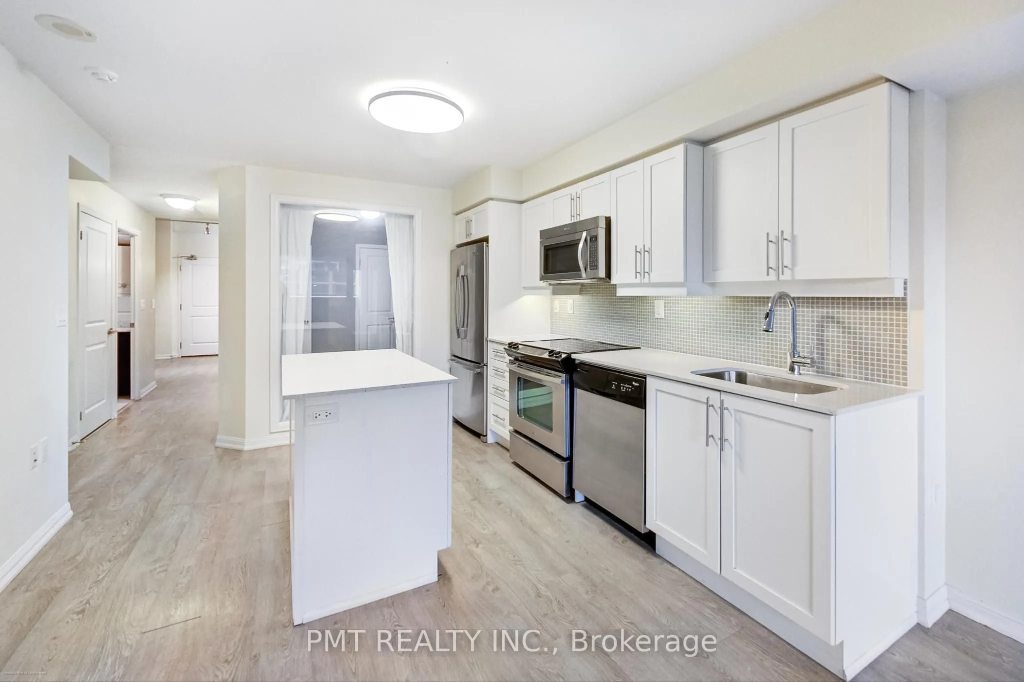 125 Western Battery Road, #209