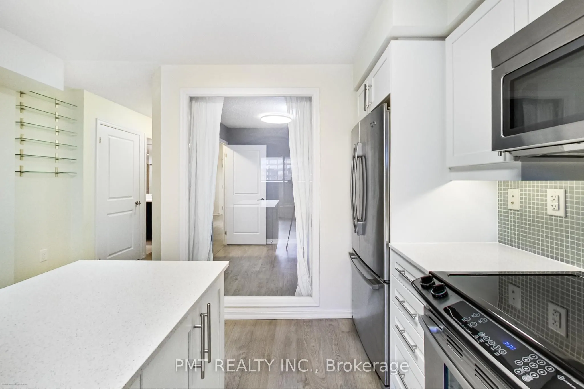 125 Western Battery Road, #209