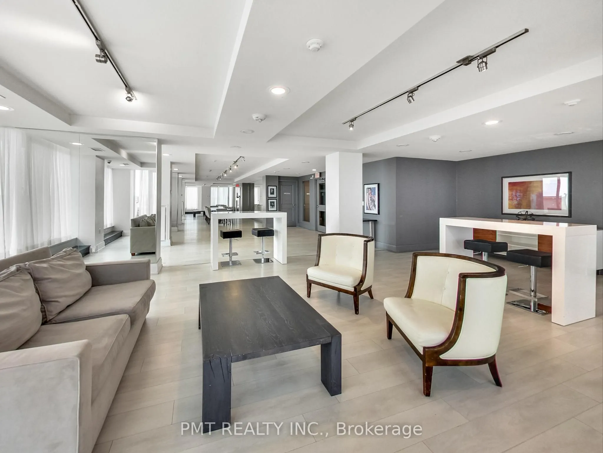 125 Western Battery Road, #209