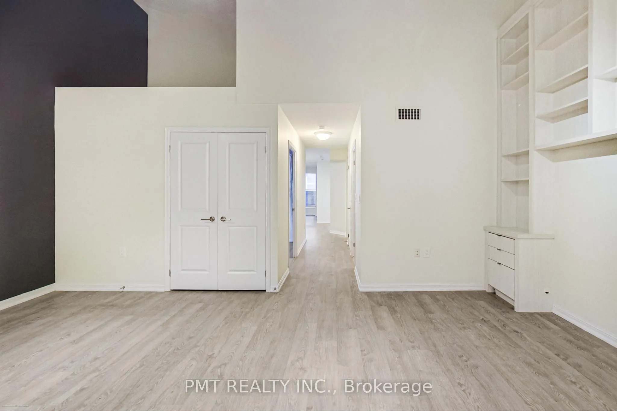 125 Western Battery Road, #209