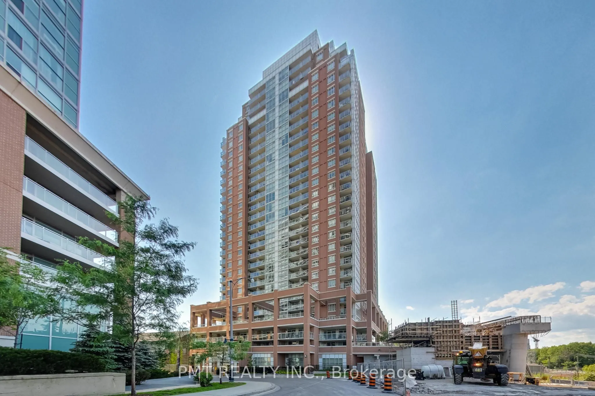 125 Western Battery Road, #209