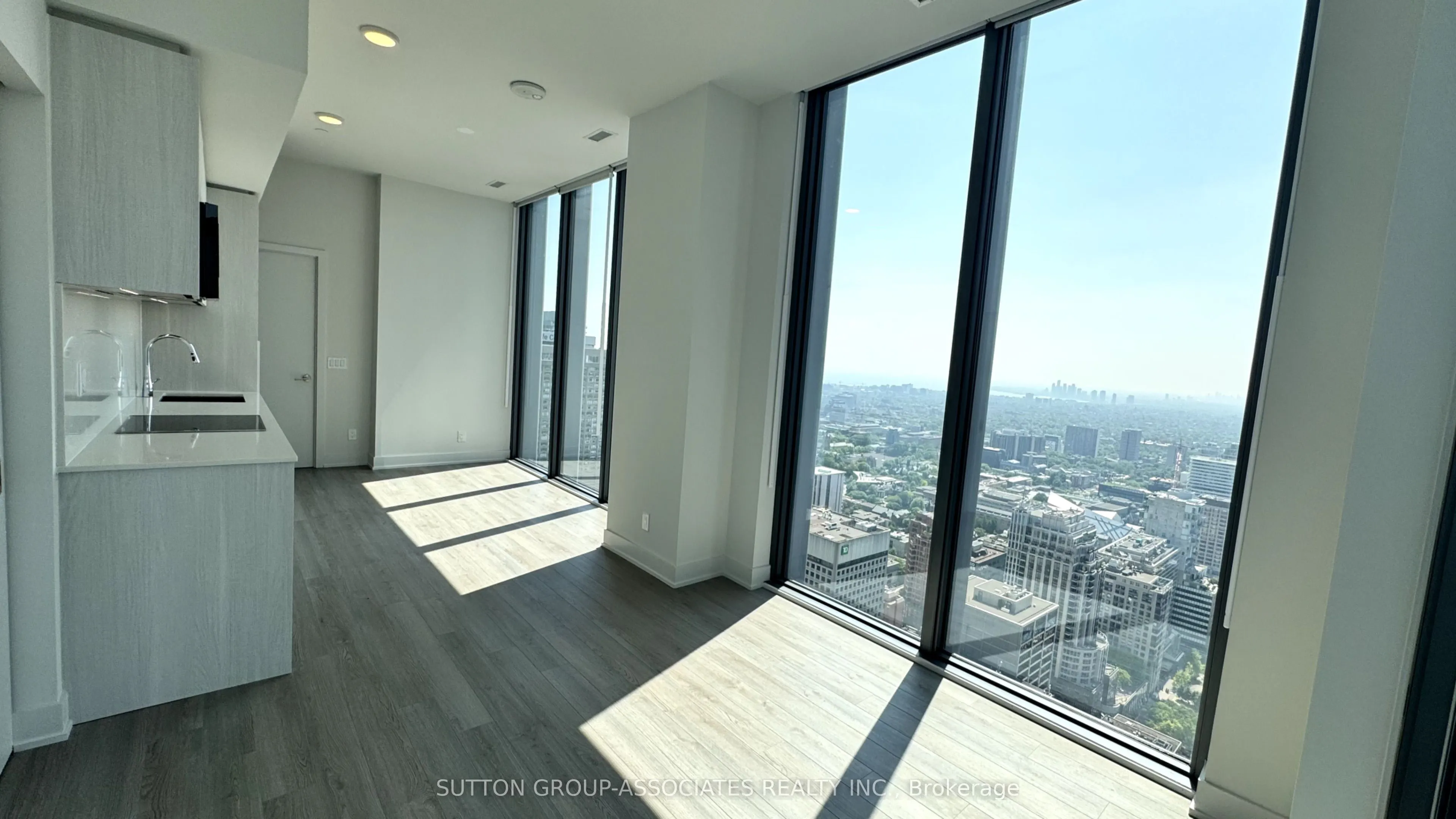 8 Cumberland Street, #5002