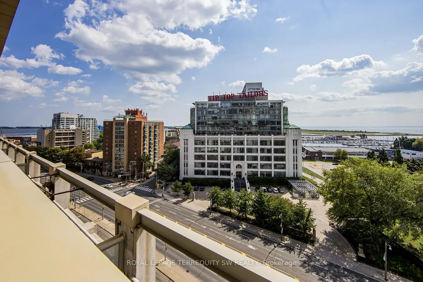 628 Fleet Street, #703