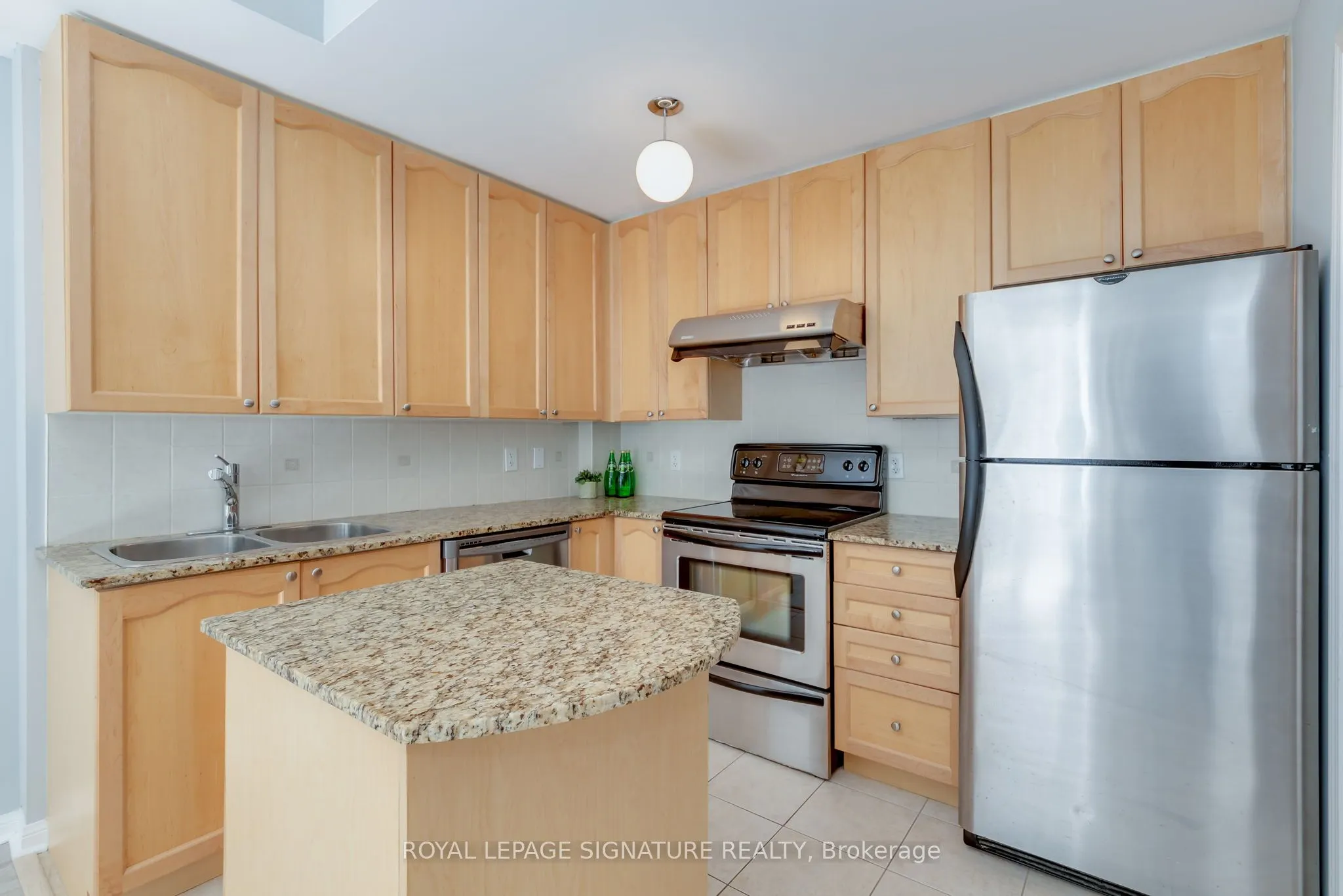 78 Carr Street, #39