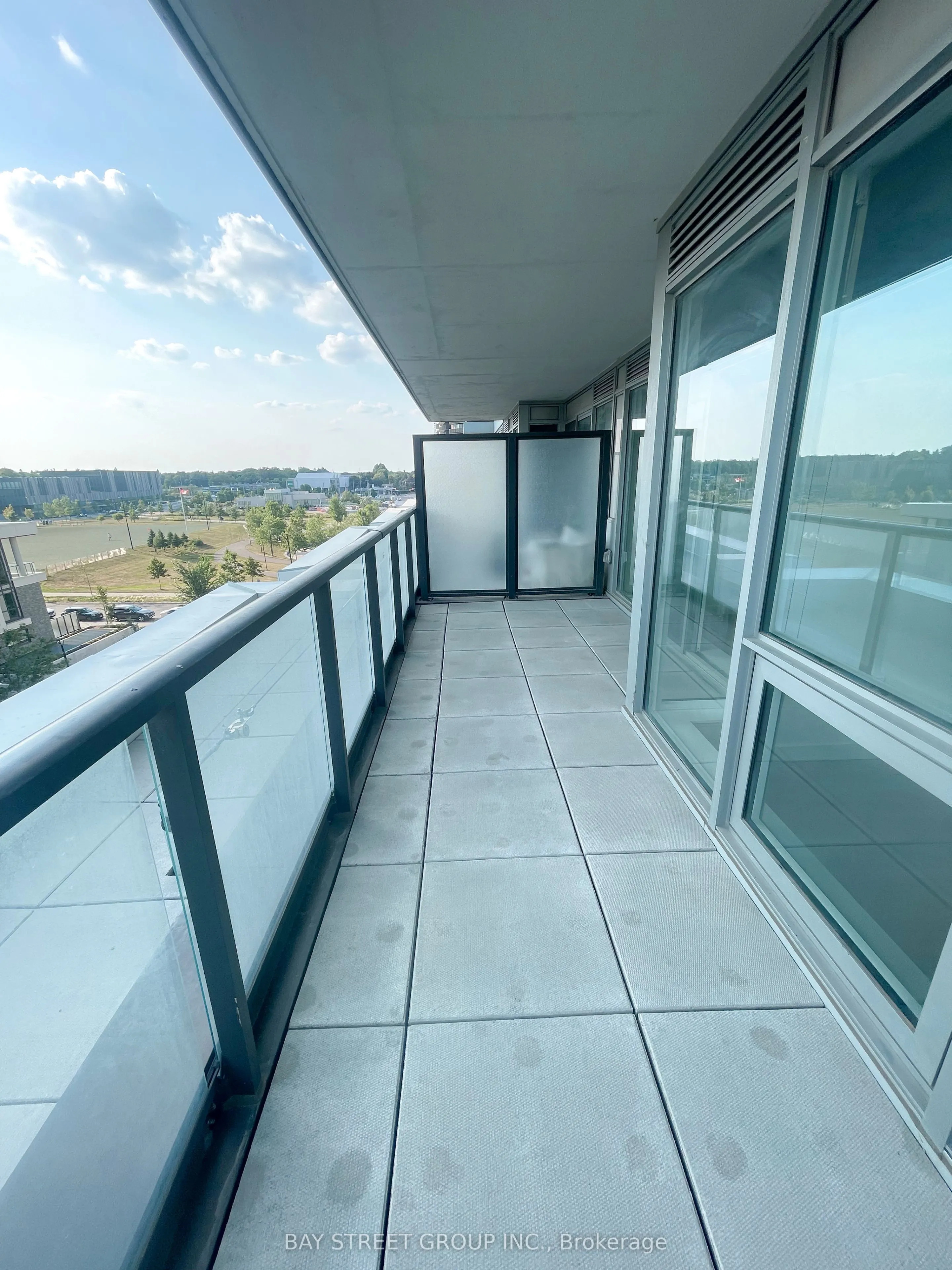 85 Mcmahon Drive, #707