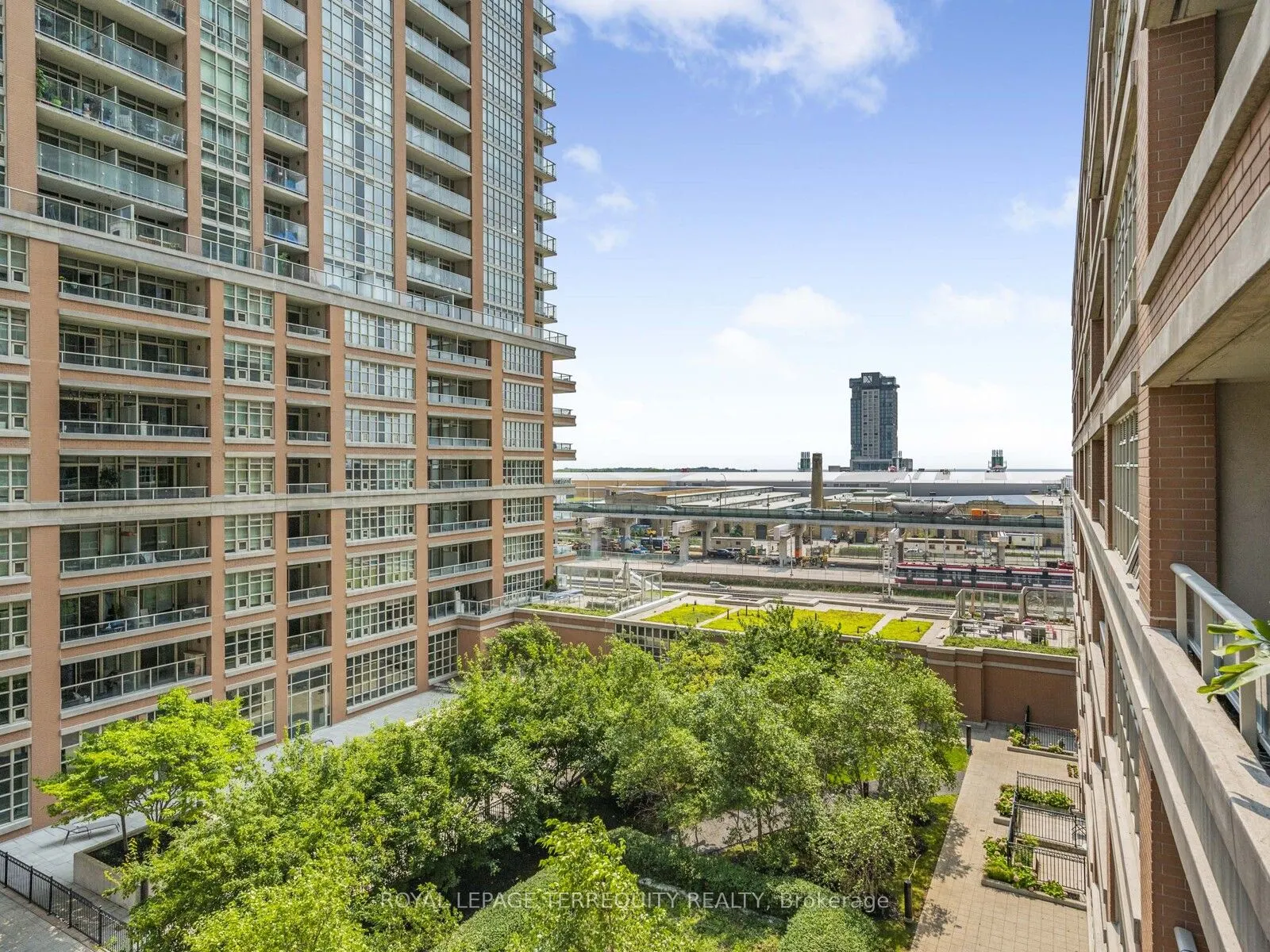 85 East Liberty Street, #714