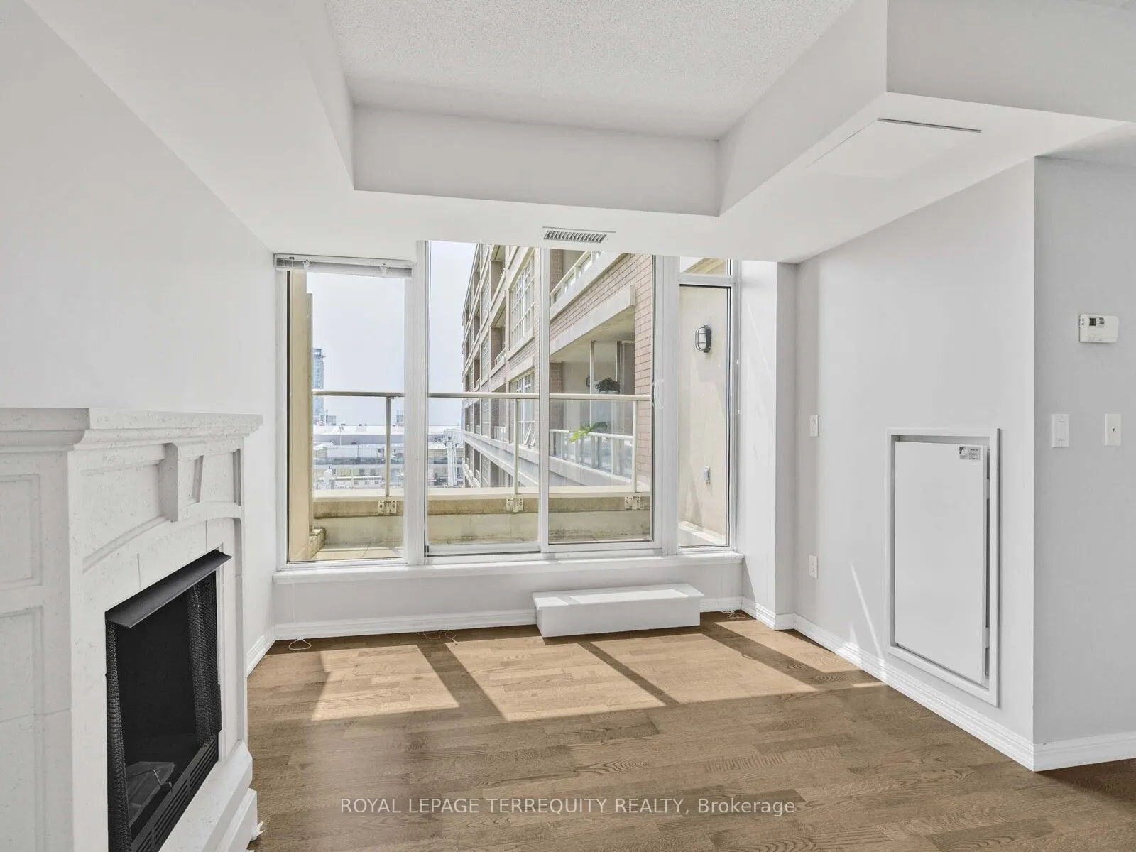 85 East Liberty Street, #714
