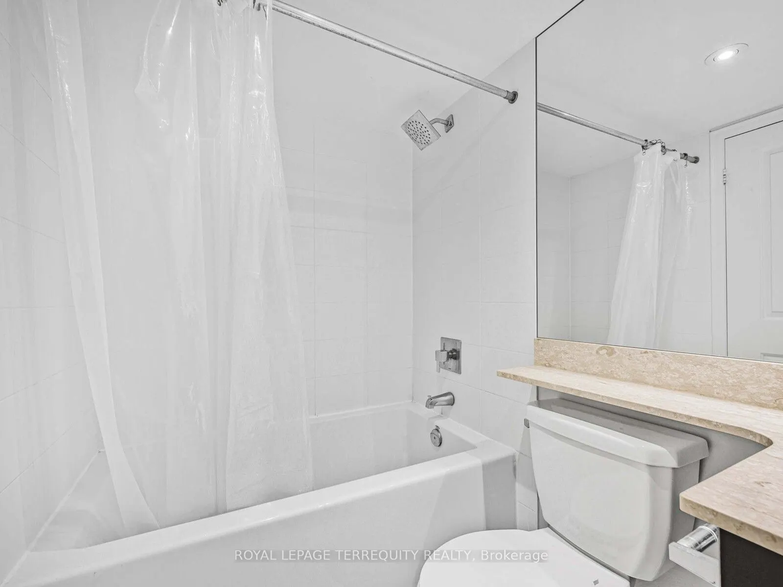 85 East Liberty Street, #714