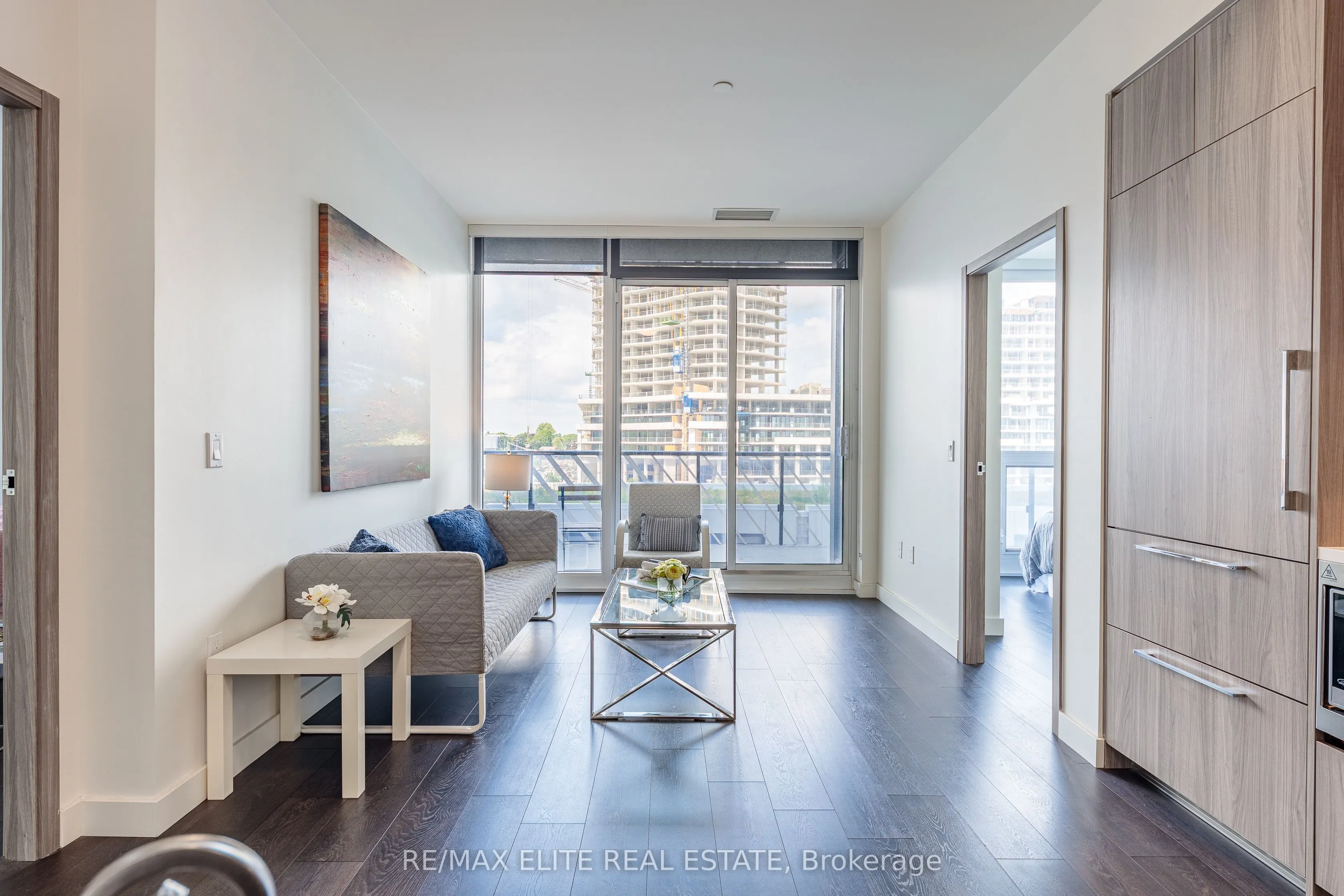 85 Mcmahon Drive, #612