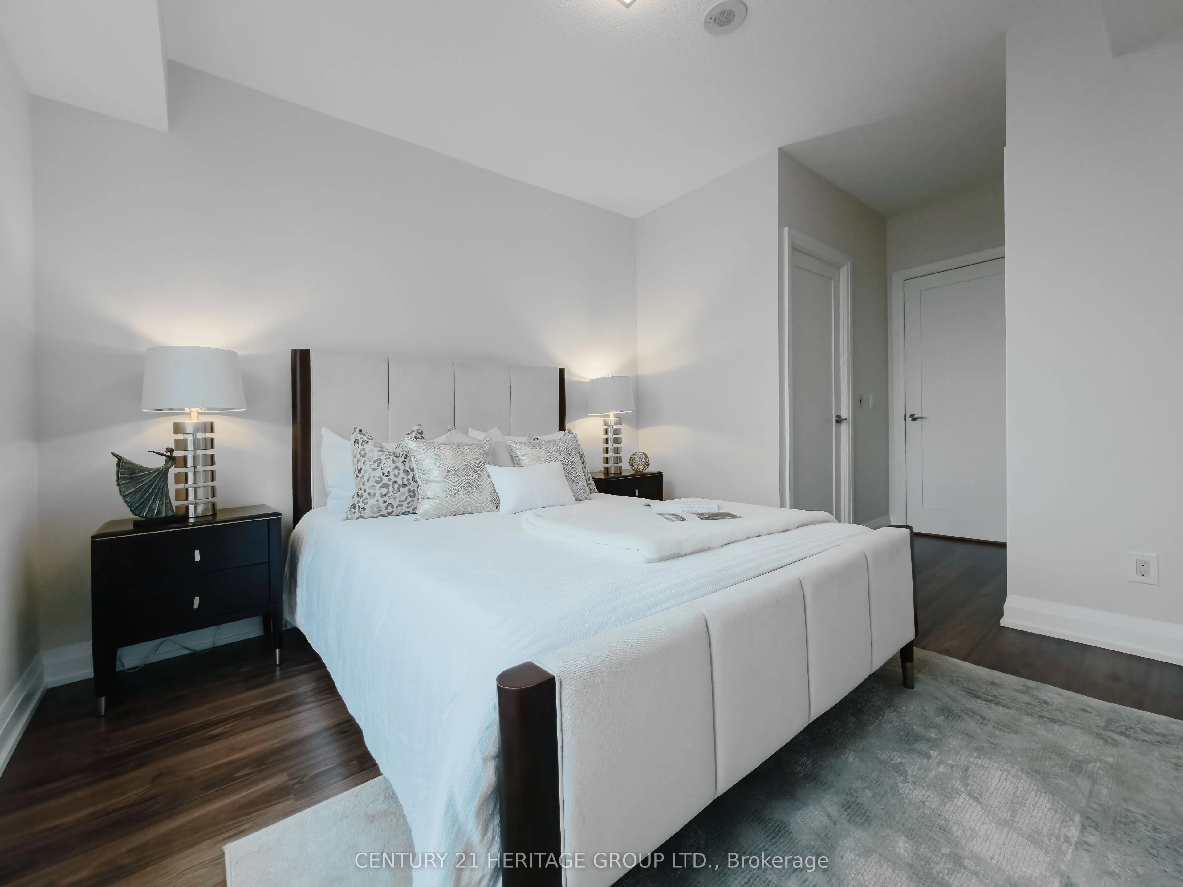 5 Sheppard Avenue E, #3117
