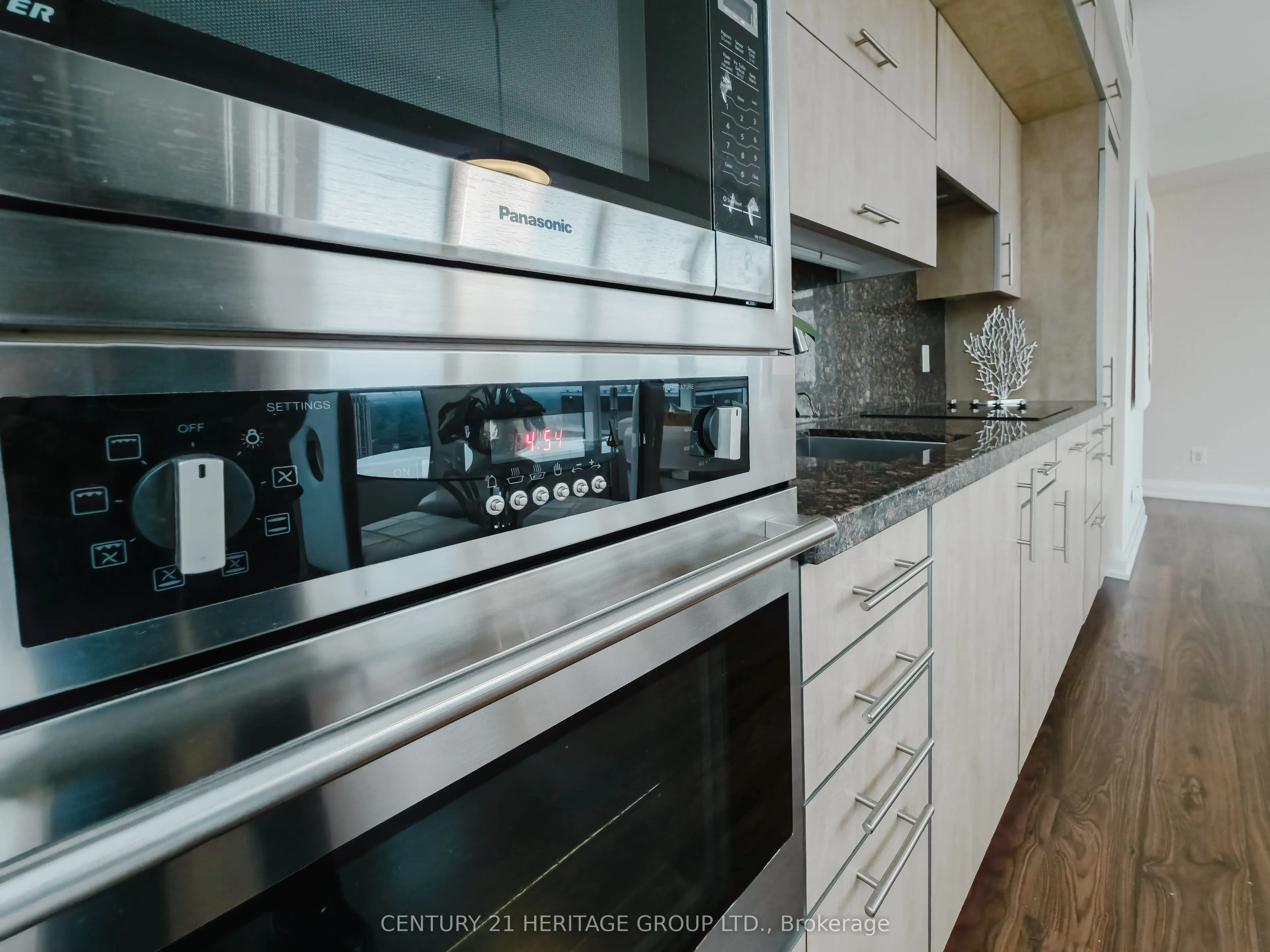 5 Sheppard Avenue E, #3117