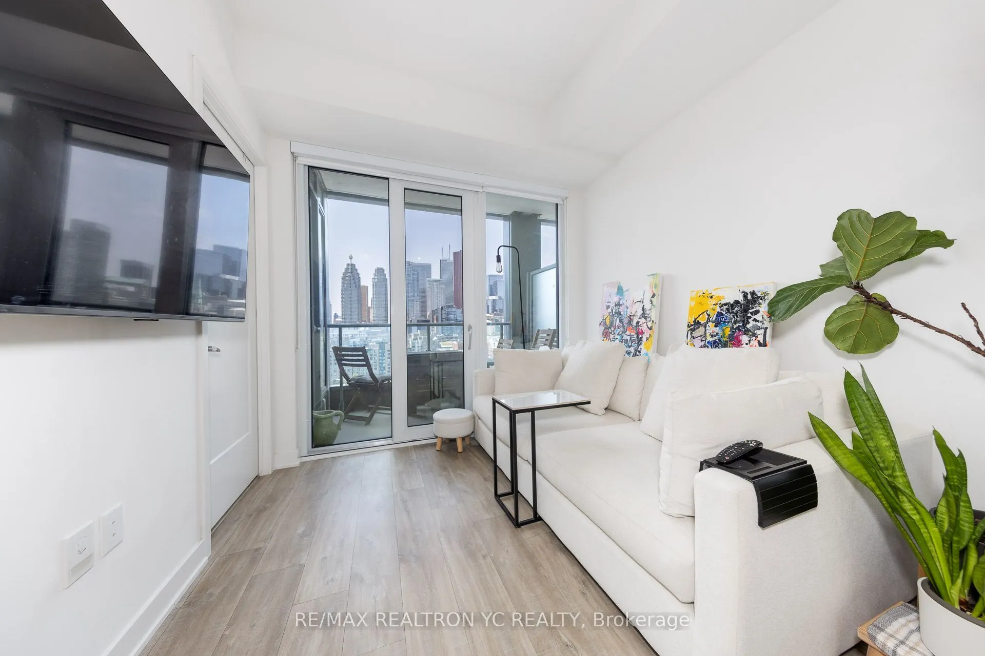 135 Lower Sherbourne Street #1464