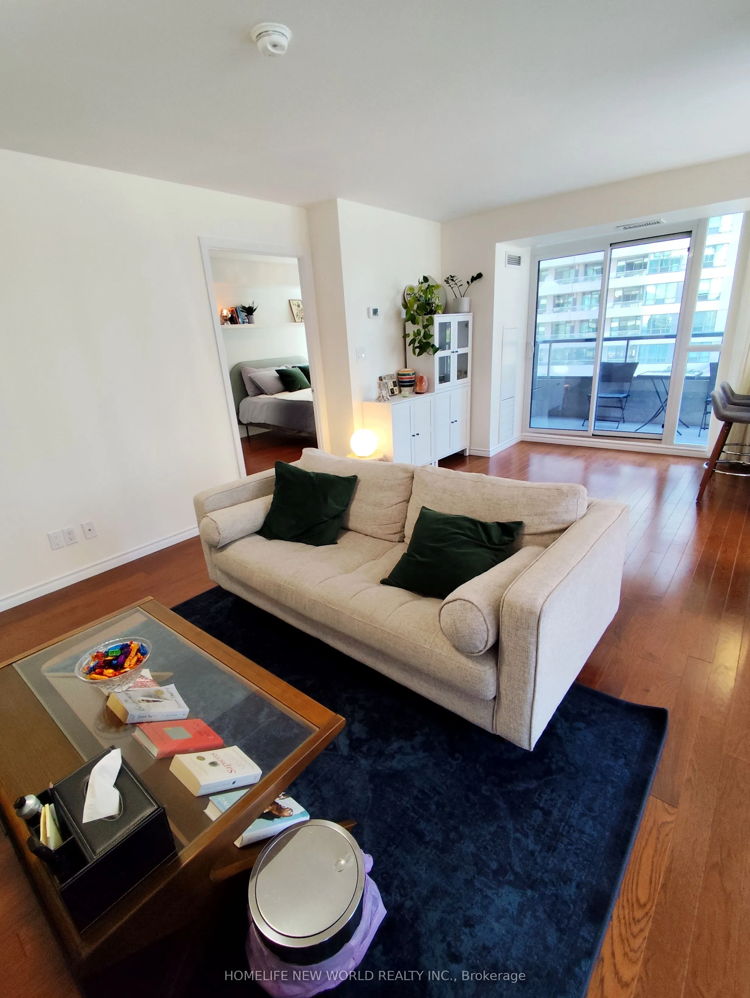 35 Hollywood Avenue, #619