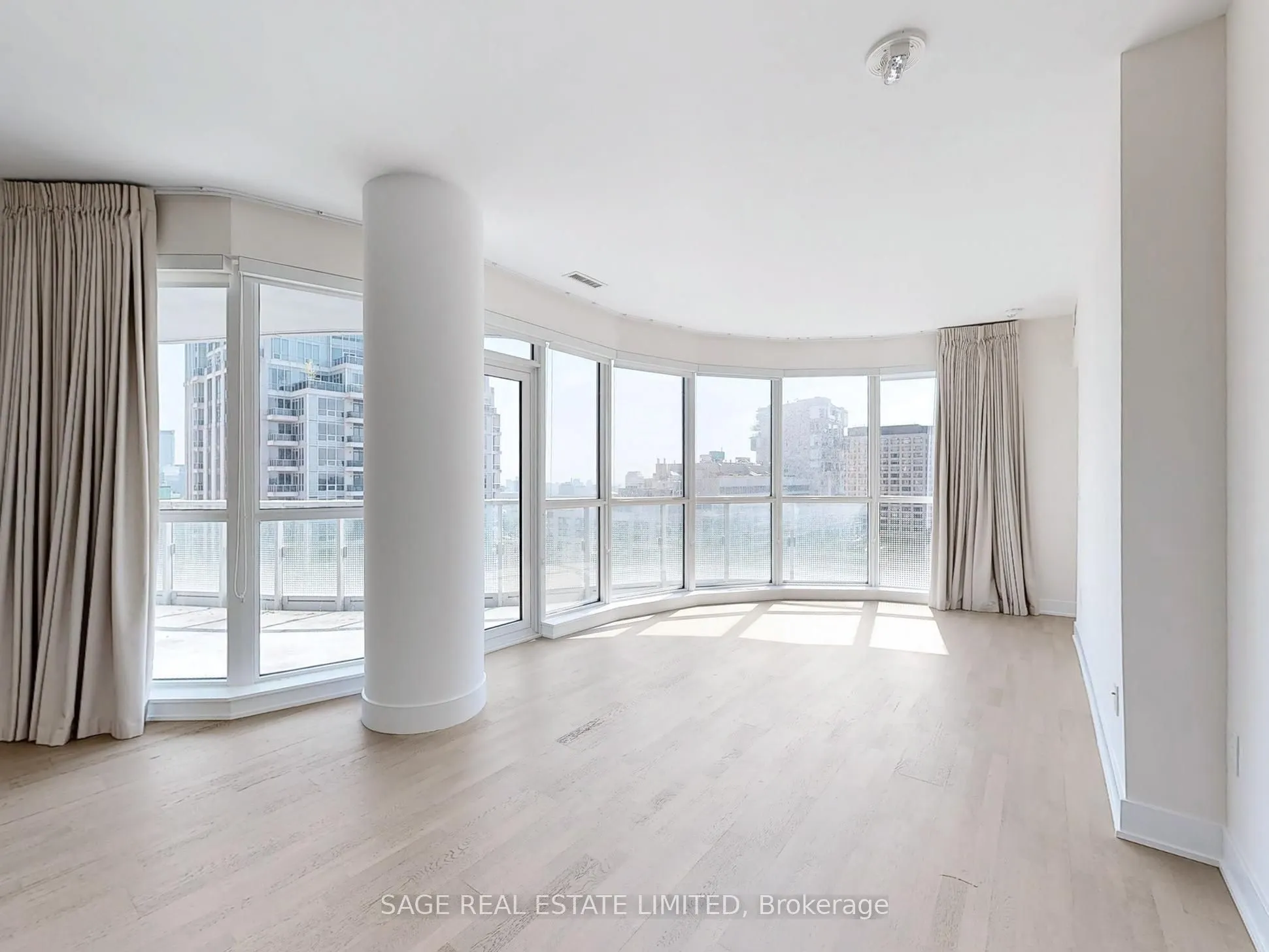 88 Cumberland Street, #2102