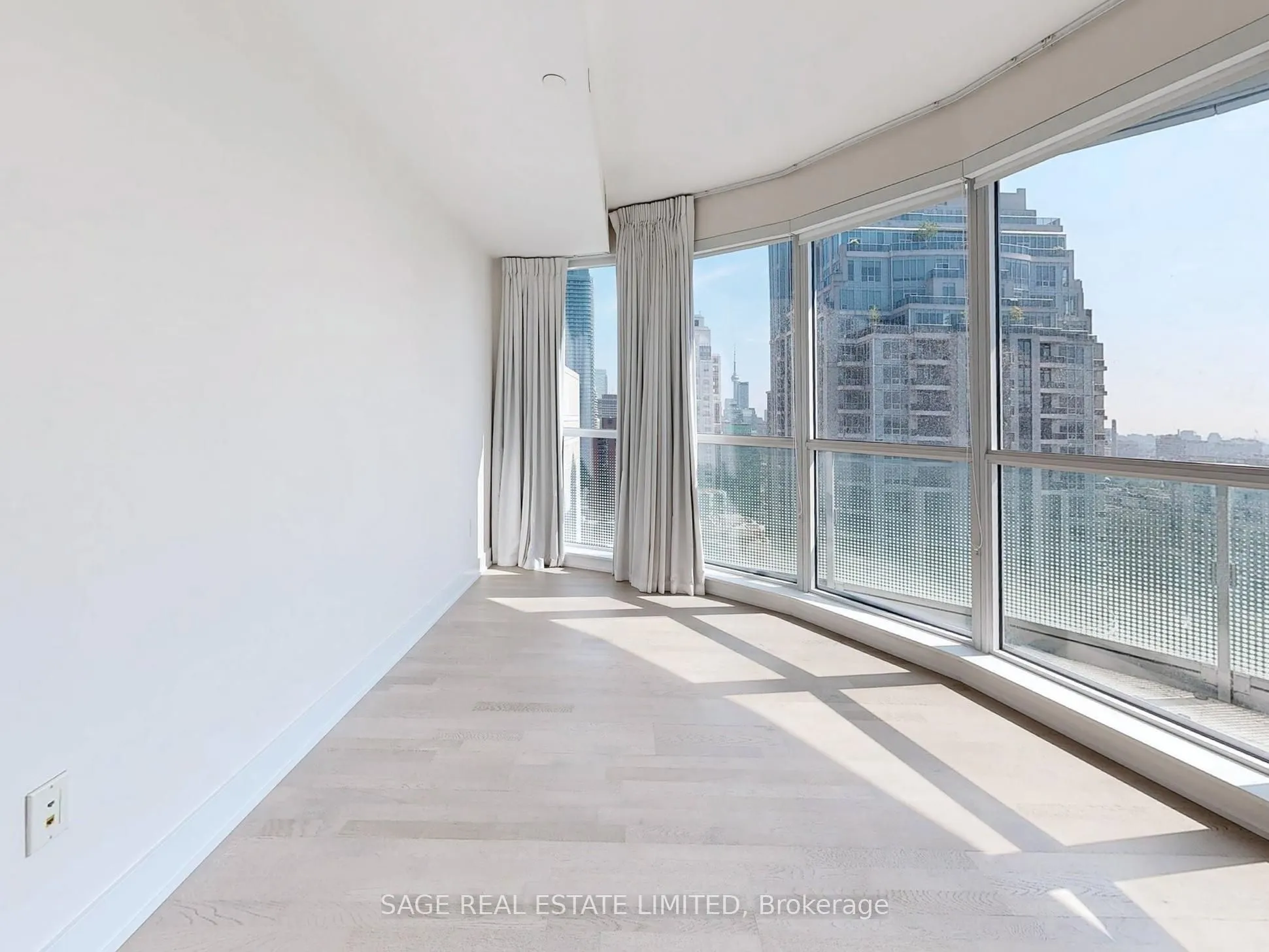 88 Cumberland Street, #2102
