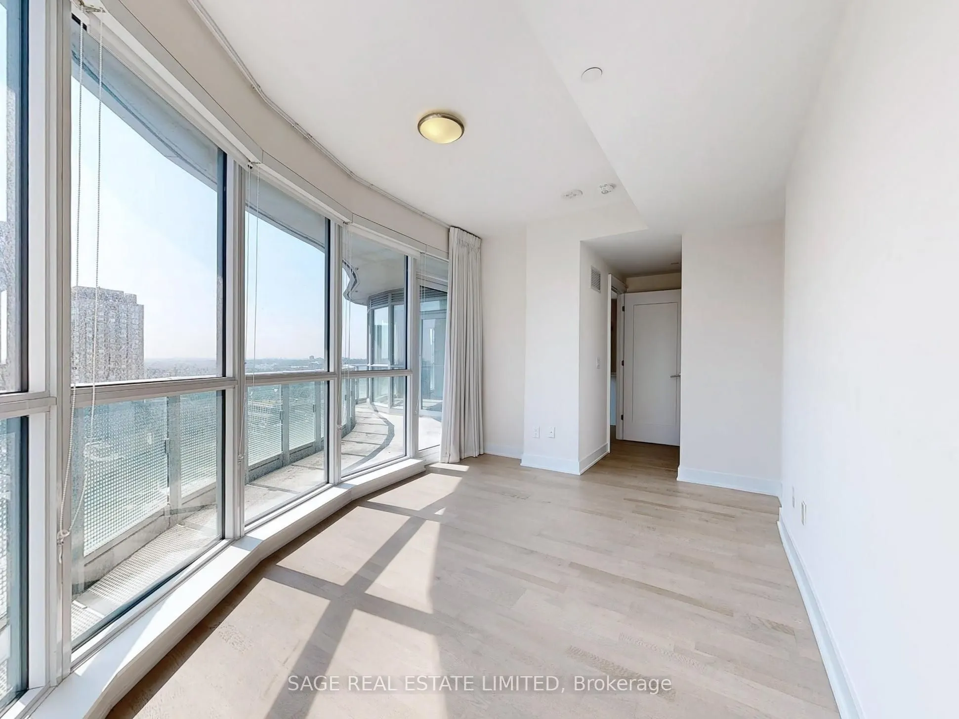 88 Cumberland Street, #2102