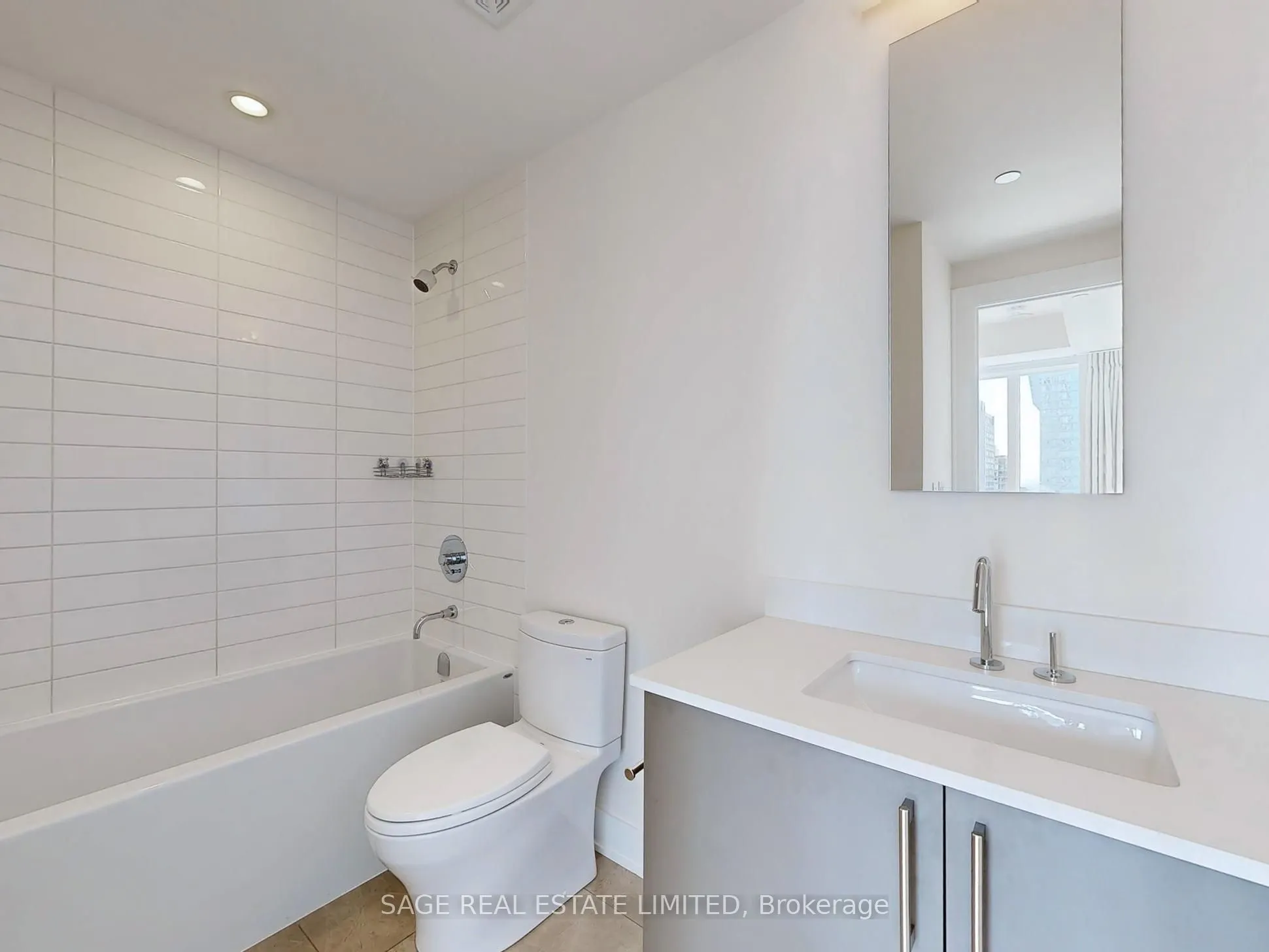 88 Cumberland Street, #2102