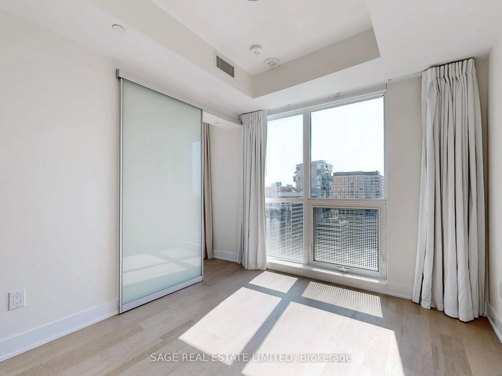 88 Cumberland Street, #2102