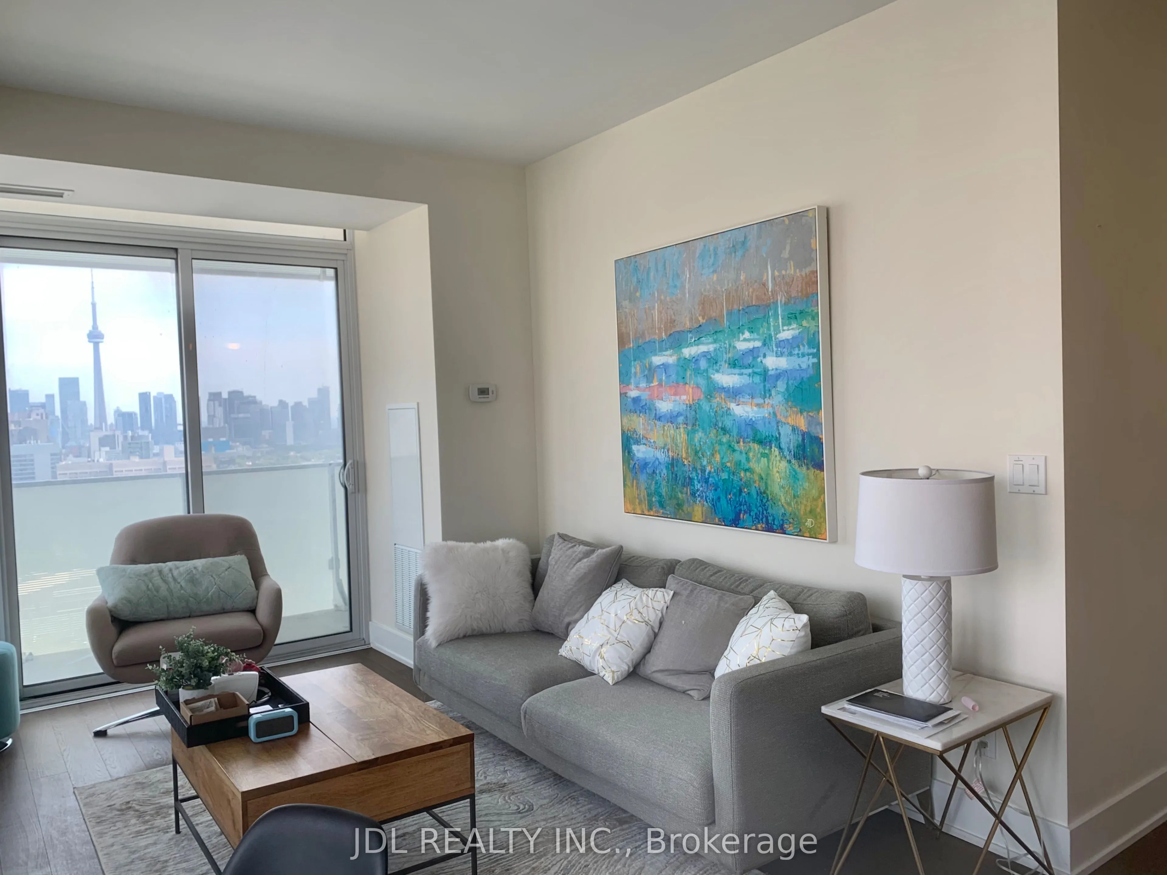 200 Bloor Street W, #2204