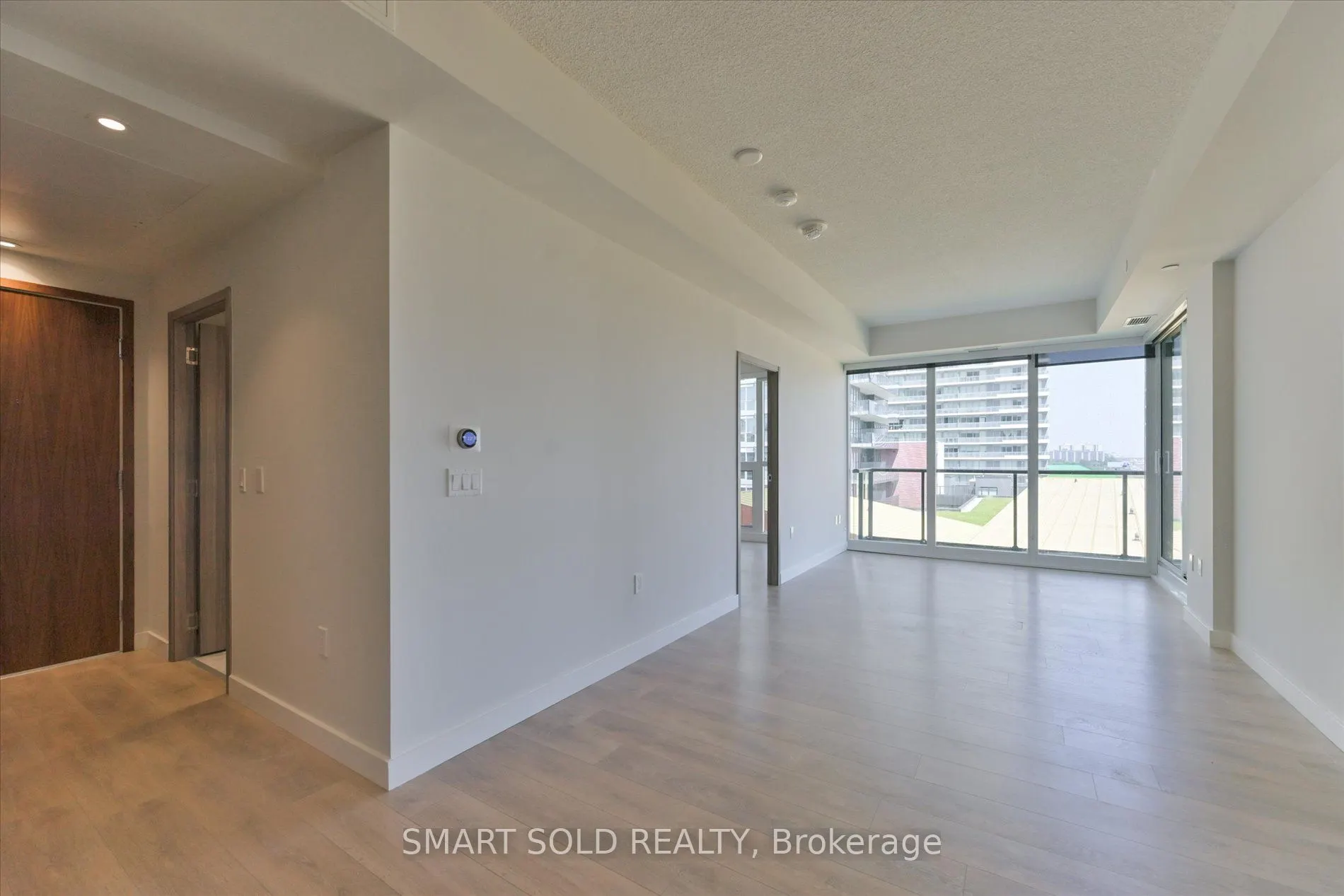 85 Mcmahon Drive, #502