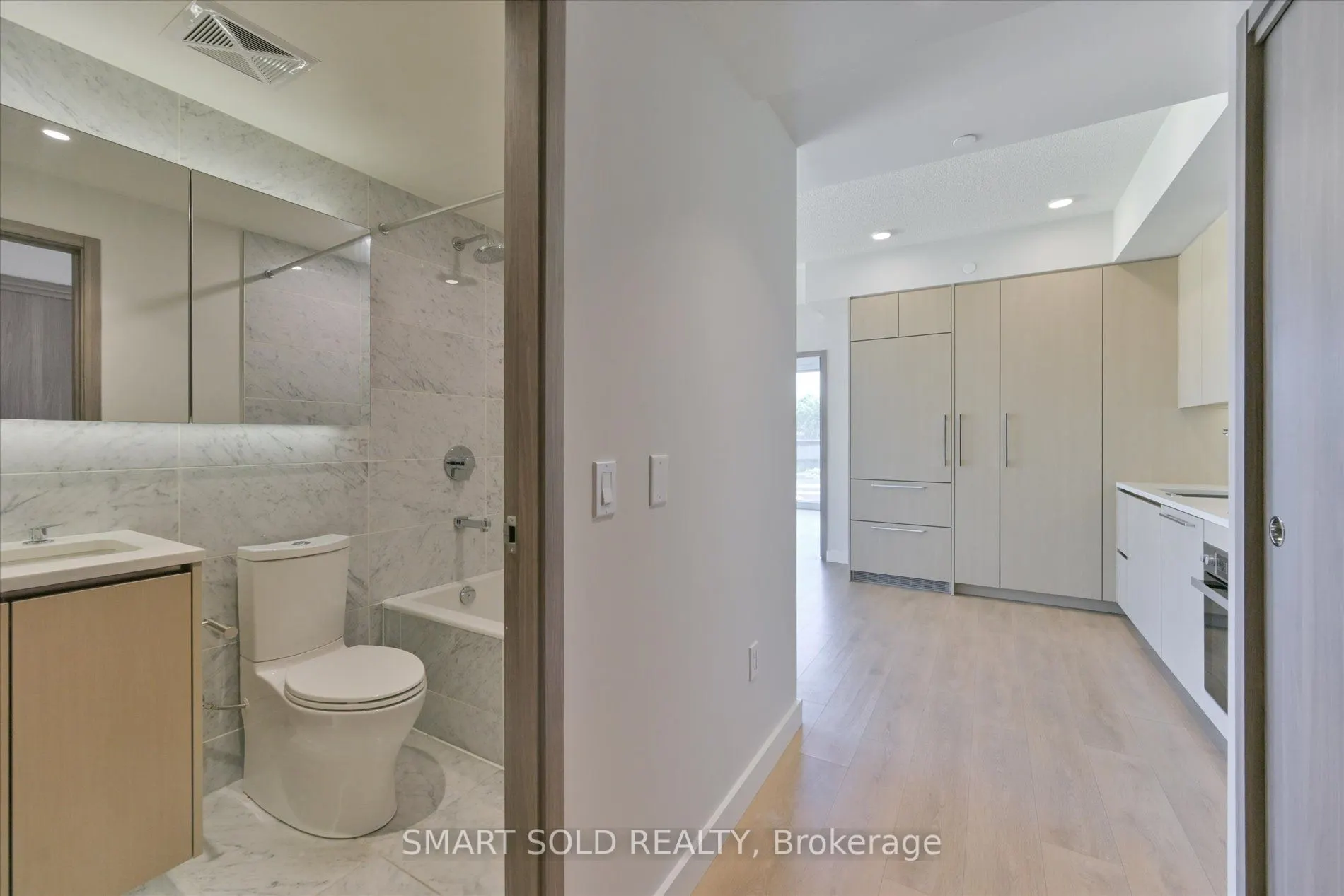 85 Mcmahon Drive, #502