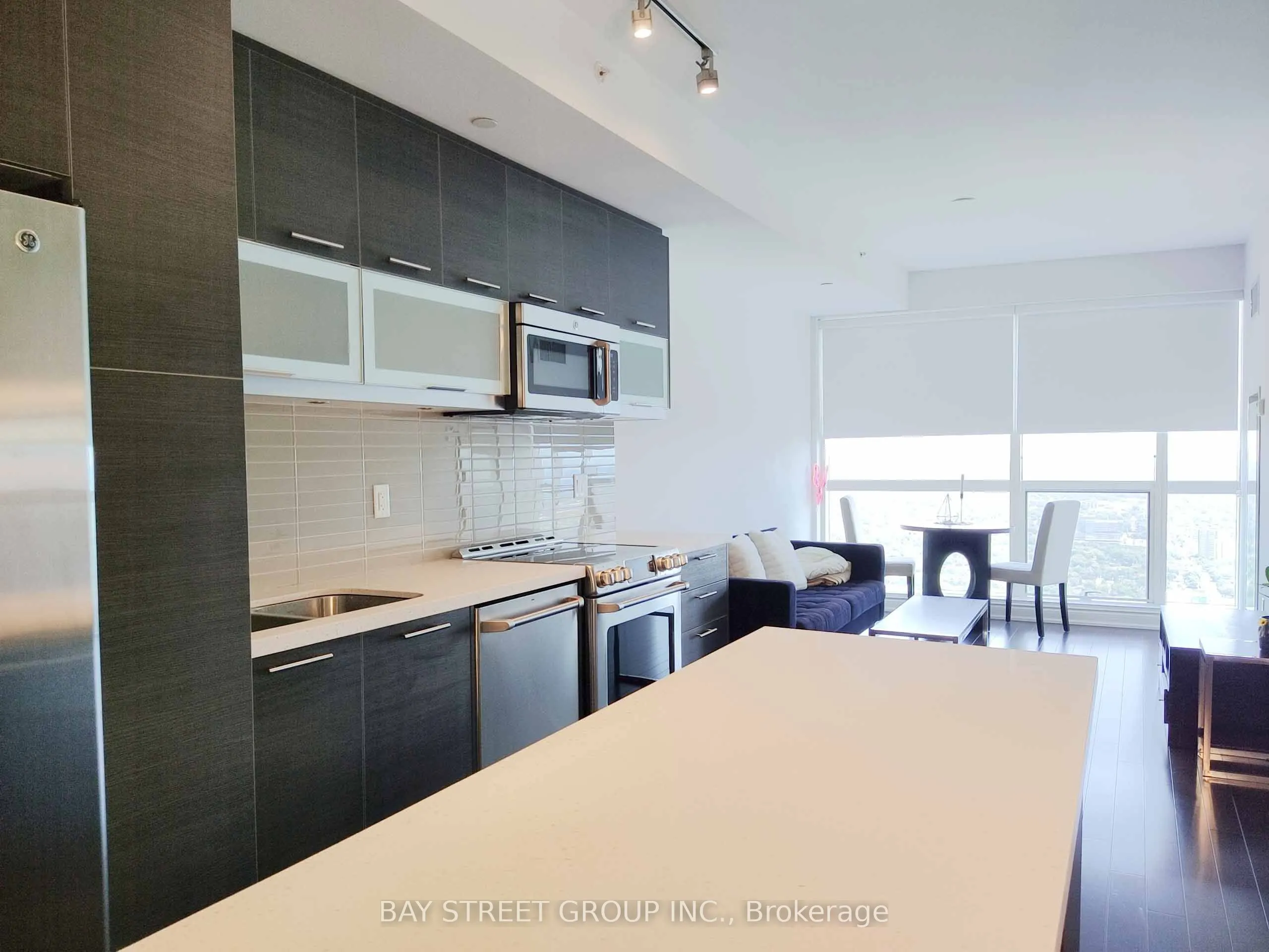 388 Yonge Street, #6704