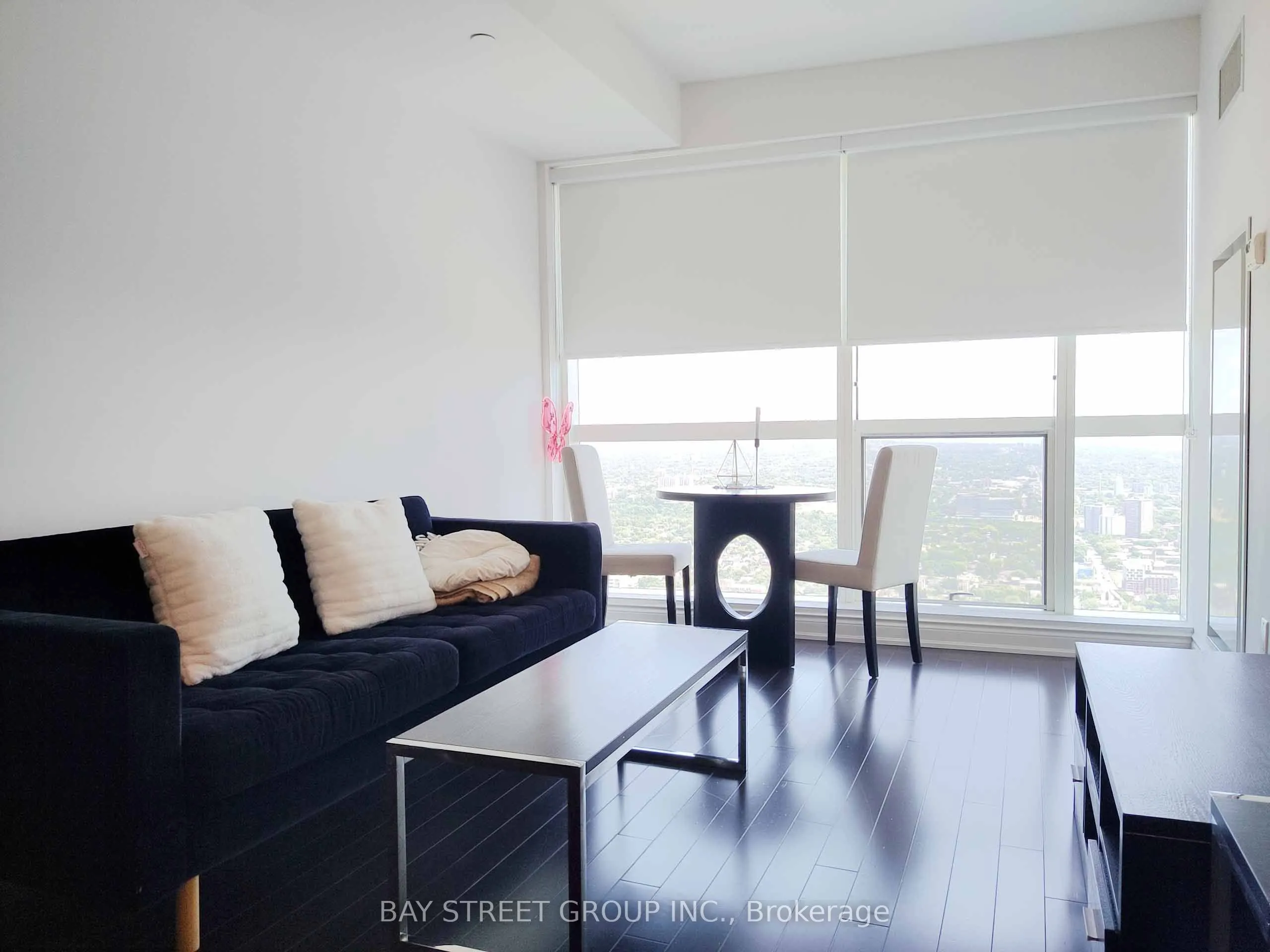 388 Yonge Street, #6704