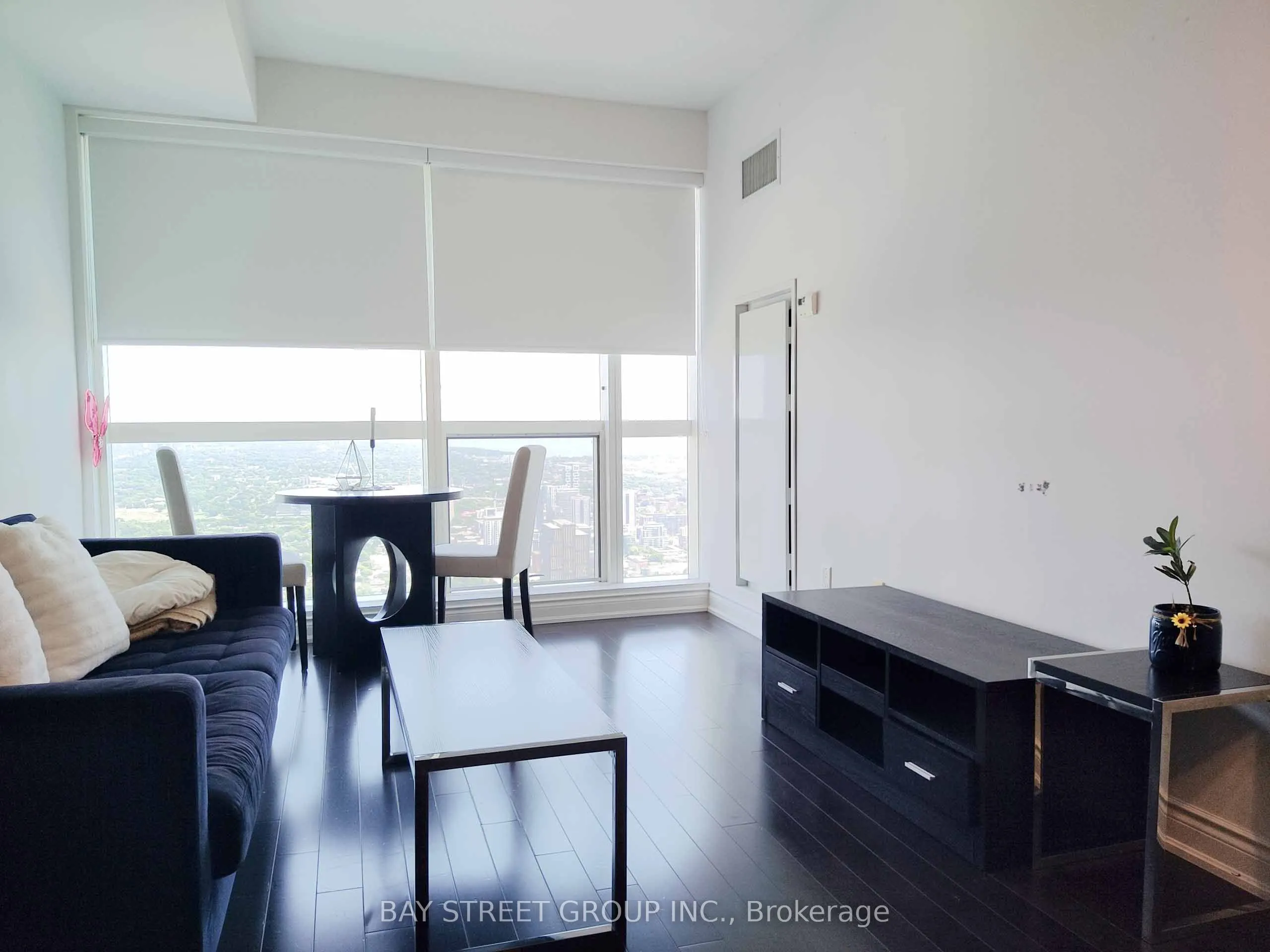 388 Yonge Street, #6704