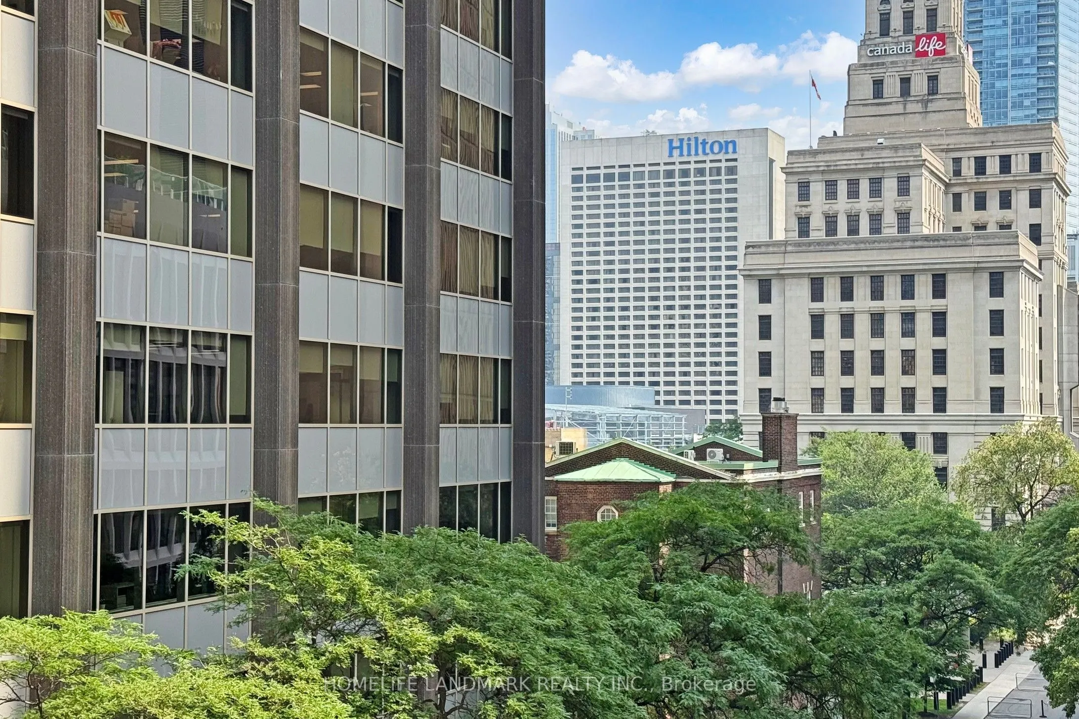 238 Simcoe Street, #403