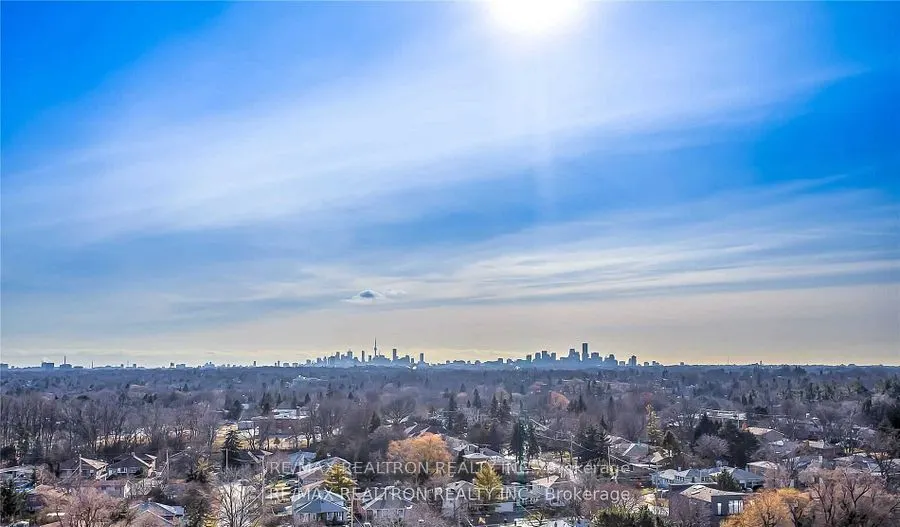 117 McMahon Drive, #3702