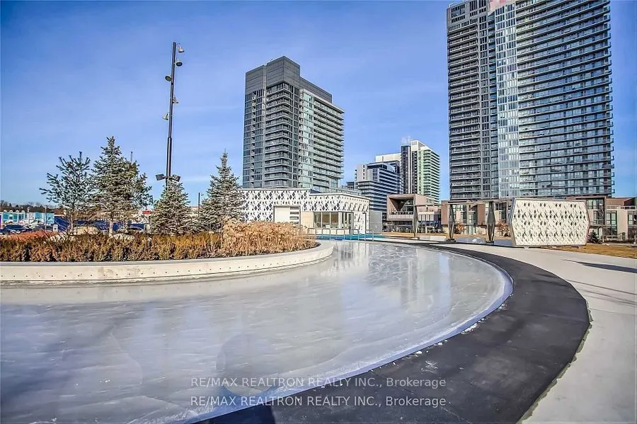 117 McMahon Drive, #3702