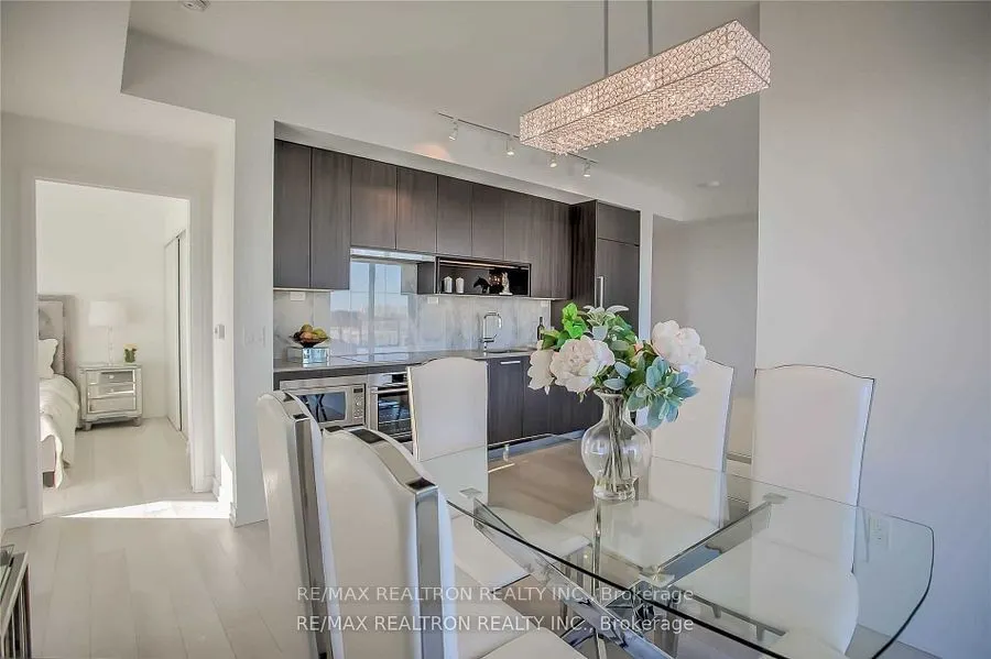117 McMahon Drive, #3702
